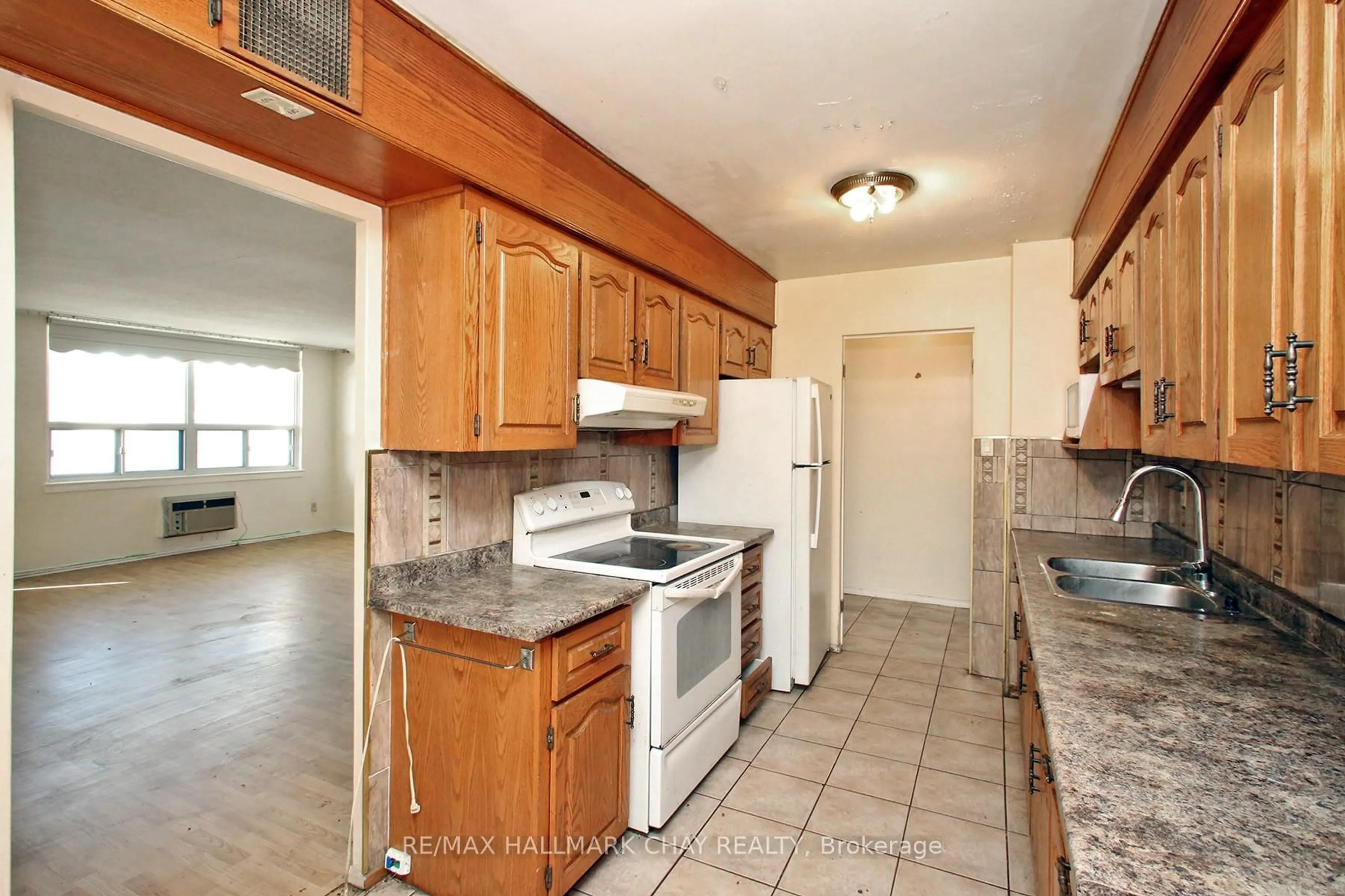 Standard kitchen, ceramic/tile floor for 511 The West Mall #207, Toronto Ontario M9C 1G5