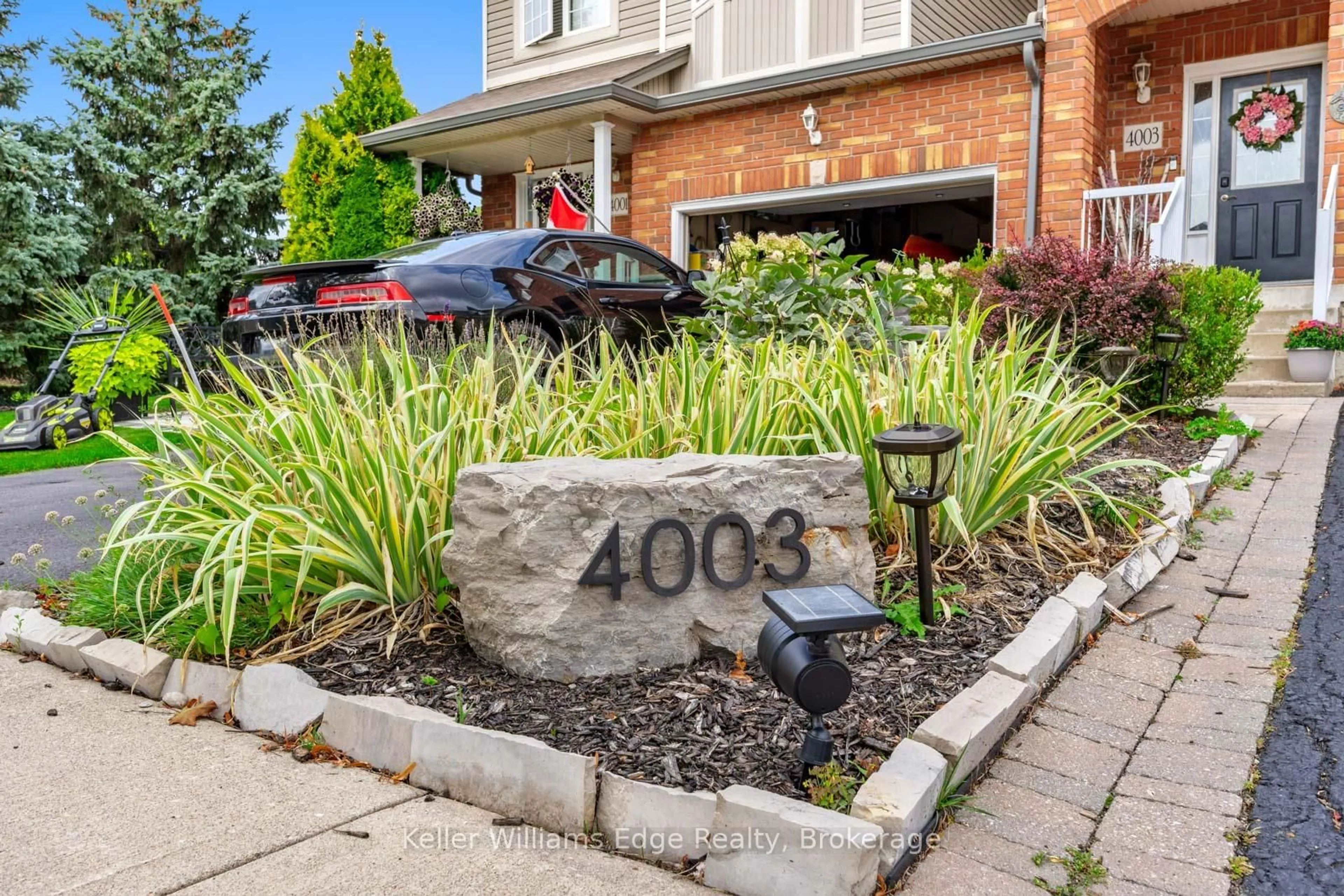 Unknown for 4003 Medland Dr, Burlington Ontario L7M 4W7