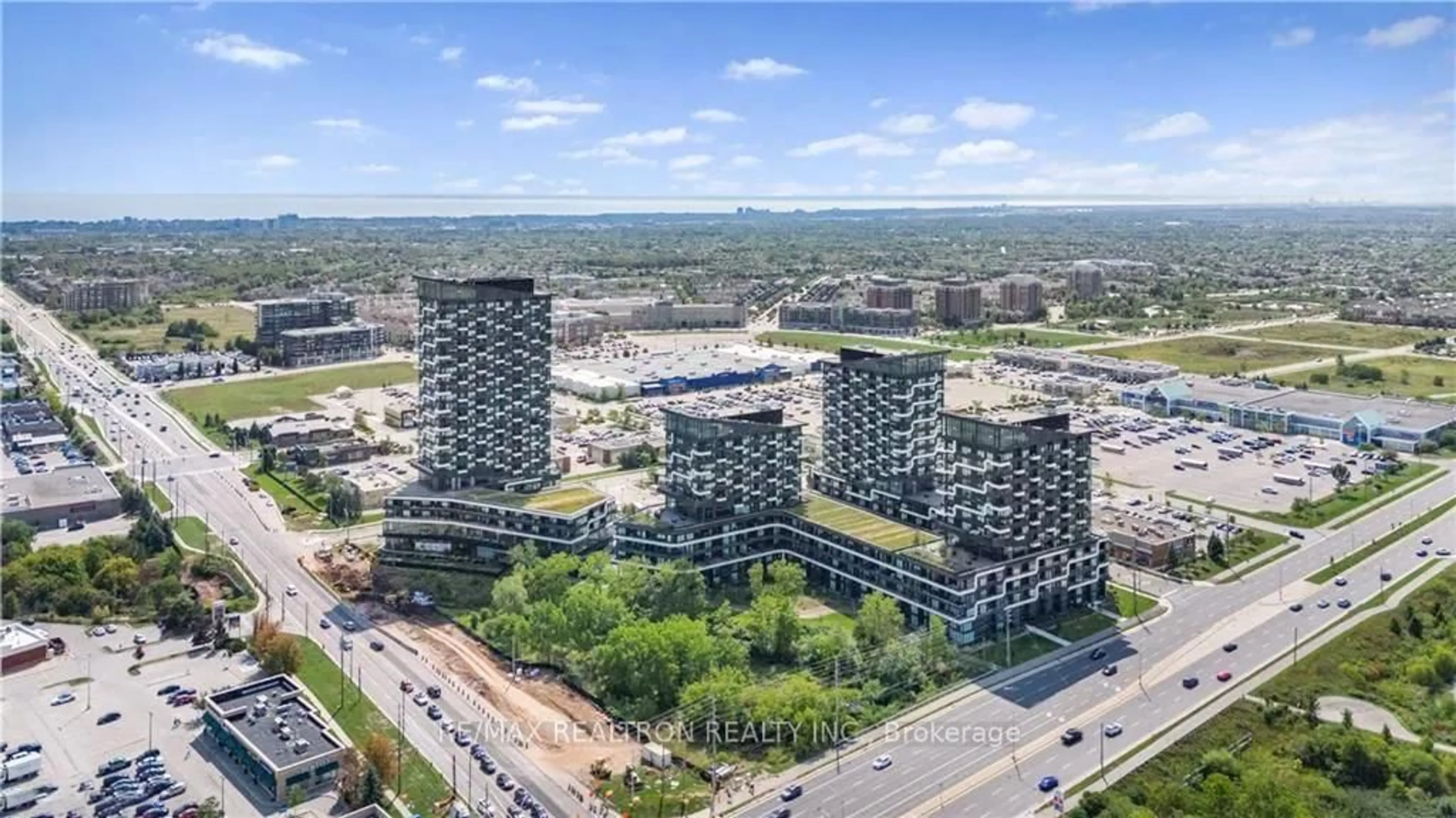 A pic from outside/outdoor area/front of a property/back of a property/a pic from drone, city buildings view from balcony for 297 Oak Walk Dr #1806, Oakville Ontario L6H 3R6
