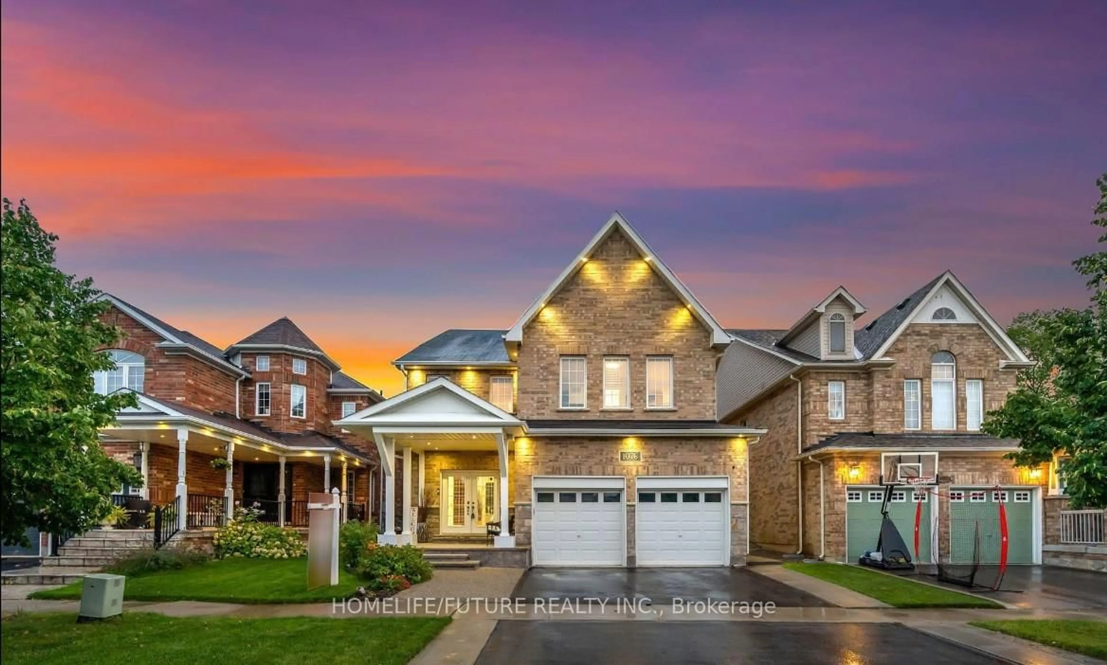 Home with brick exterior material, street for 1076 Woodward Ave, Milton Ontario L9T 5P4