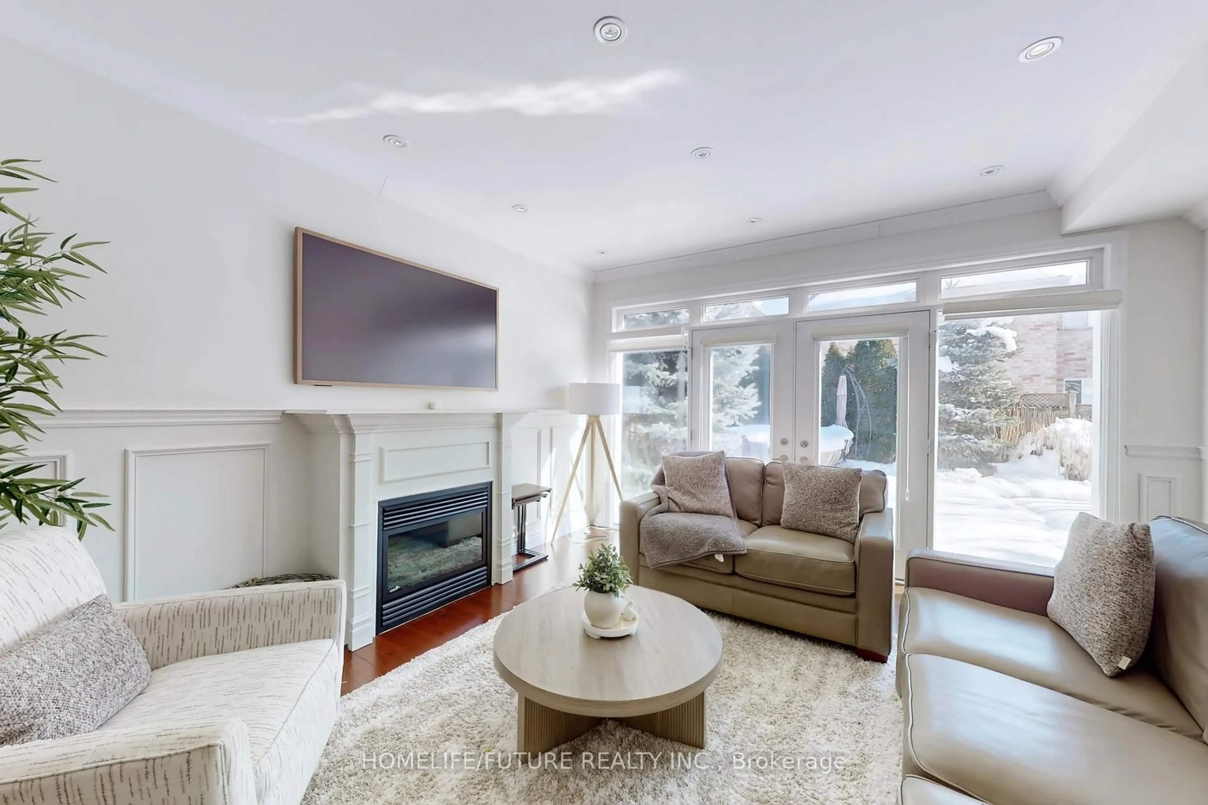 Living room with furniture, unknown for 1076 Woodward Ave, Milton Ontario L9T 5P4