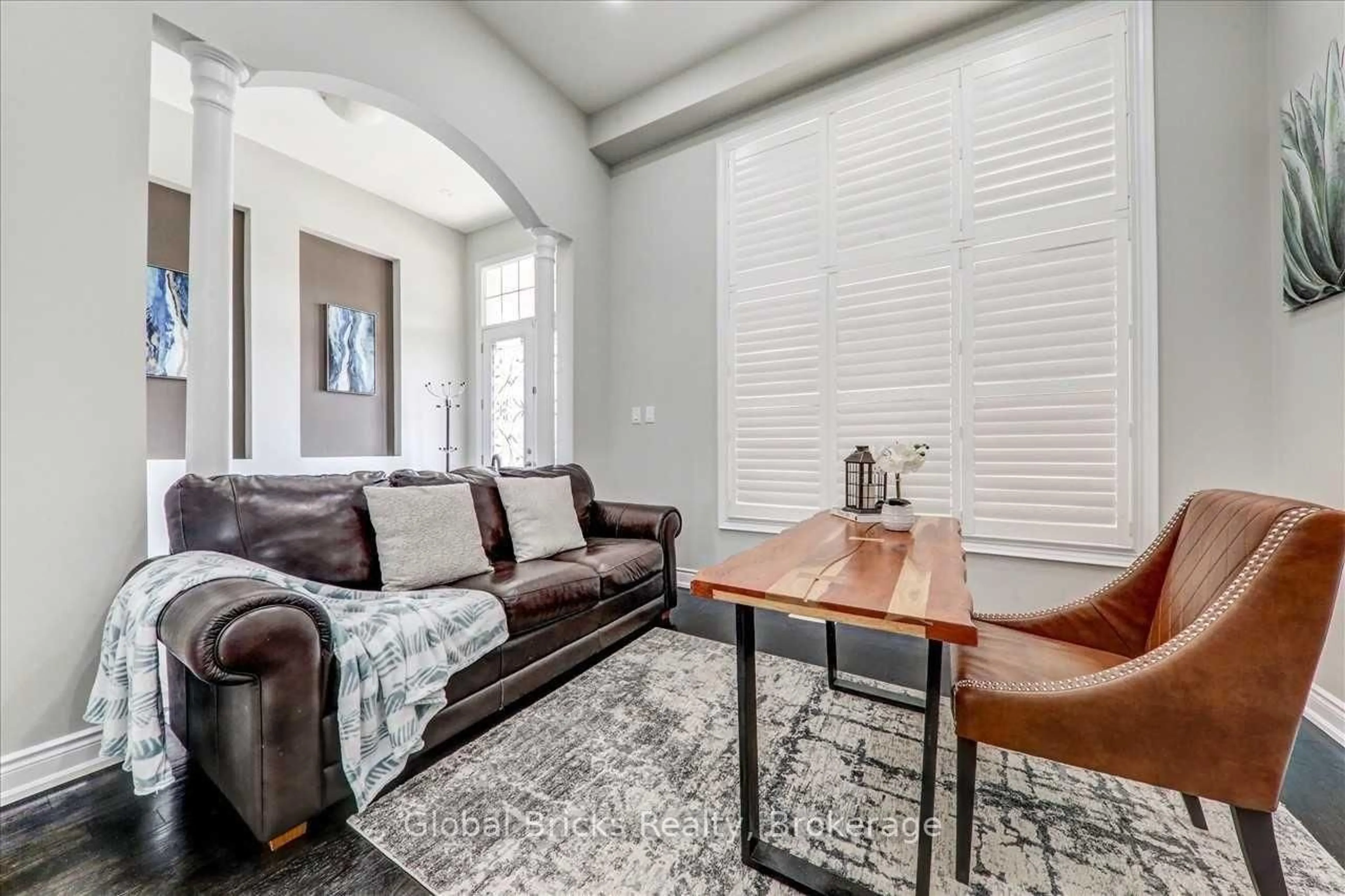 Living room with furniture, unknown for 2 Fallowfield Rd, Brampton Ontario L6X 0W2