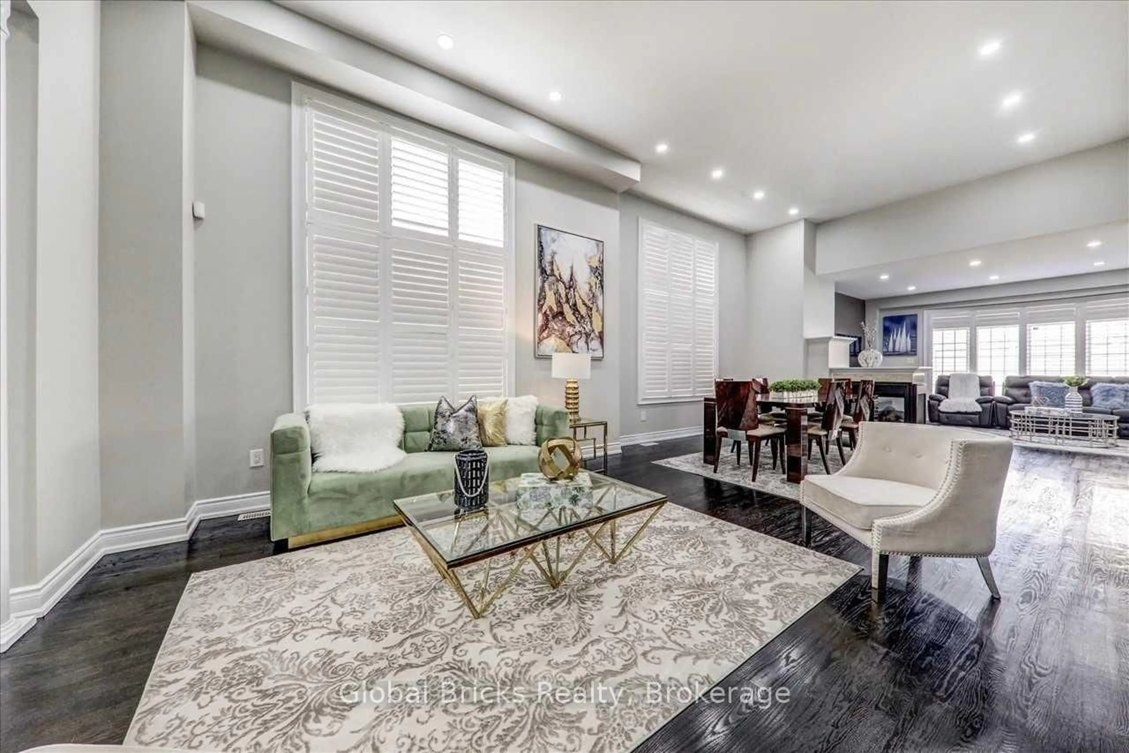 Living room with furniture, unknown for 2 Fallowfield Rd, Brampton Ontario L6X 0W2