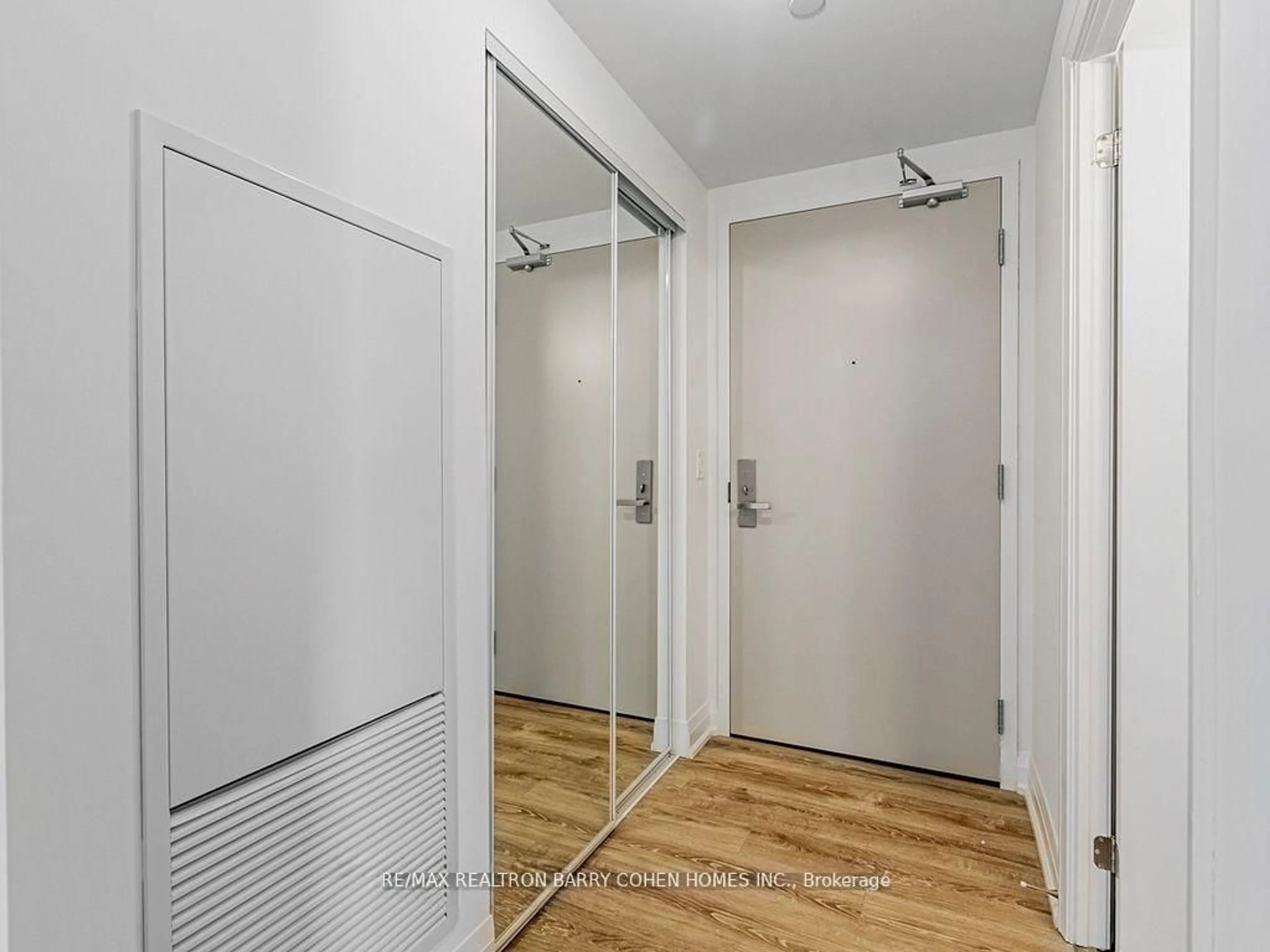 Unknown for 30 Gibbs Rd #3309, Toronto Ontario M9B 0E4