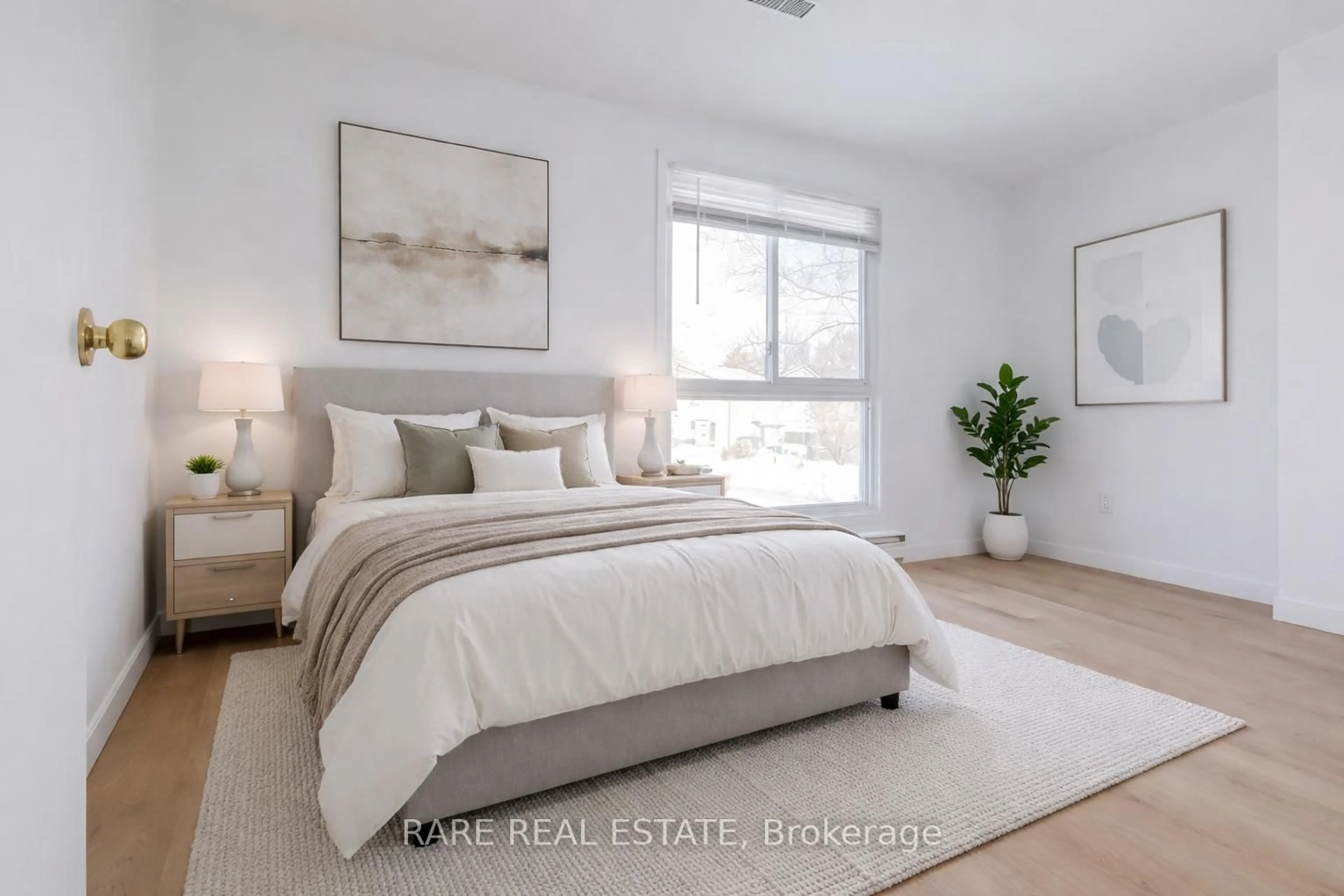 Bedroom with bed, unknown for 2 Greenhills Sq, Brampton Ontario L6S 2J4