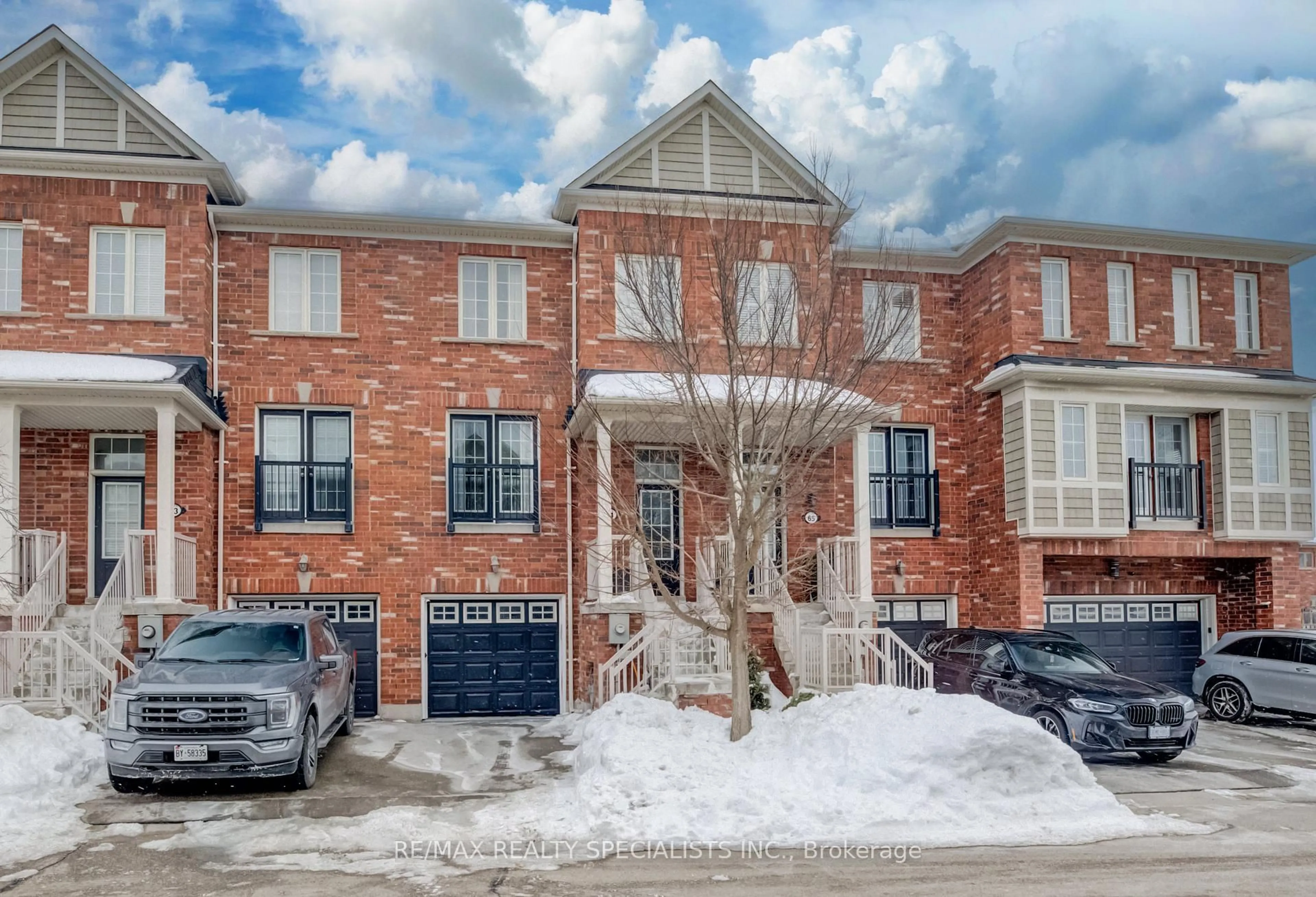 Home with brick exterior material, street for 2179 Fiddlers Way #64, Oakville Ontario L6M 0L6