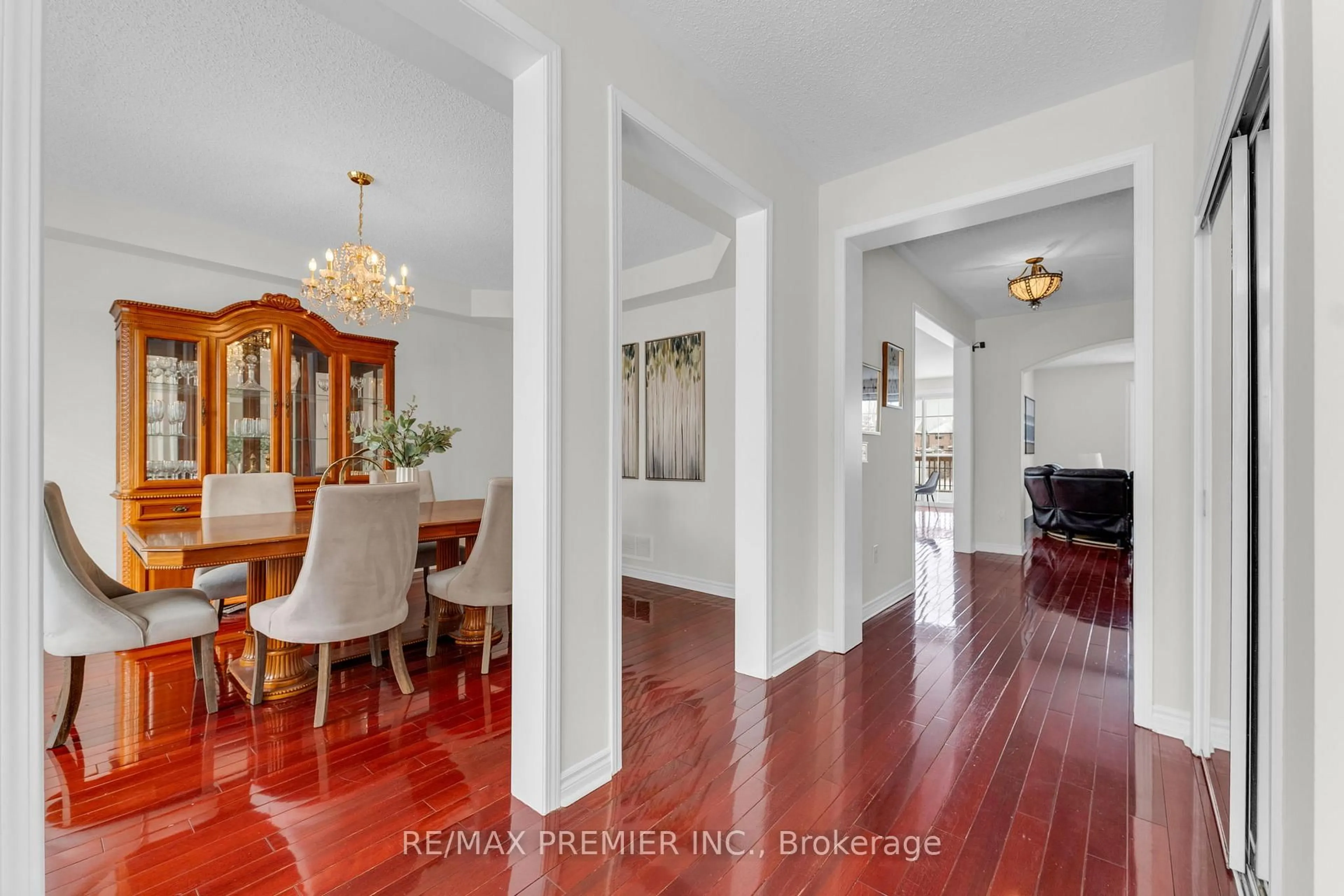 Dining room, unknown for 10 Pali Dr, Brampton Ontario L6P 1G3