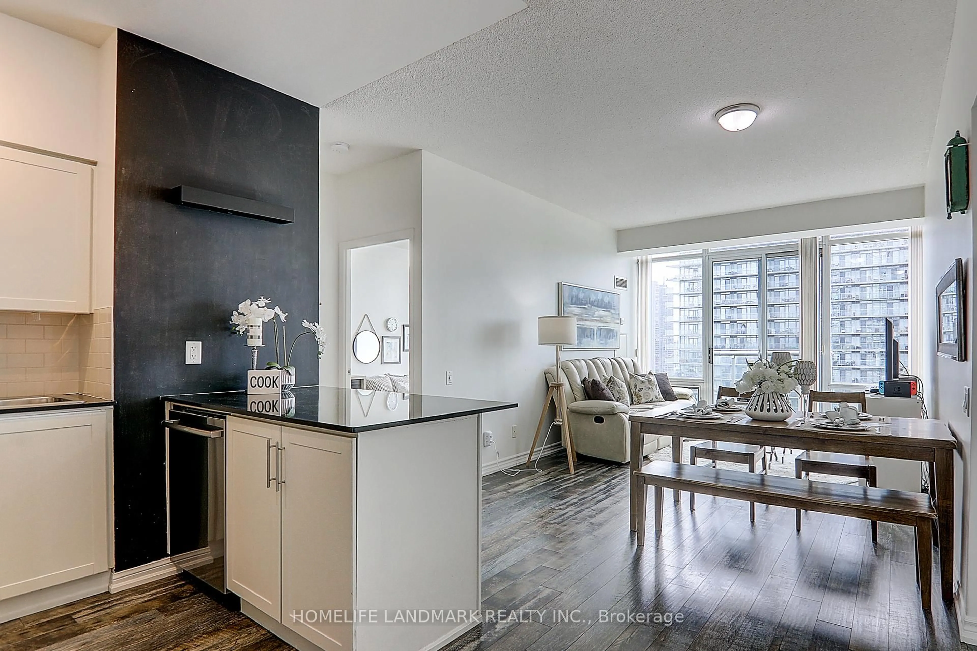 Open concept kitchen, unknown for 15 Windermere Ave #1811, Toronto Ontario M6S 5A2