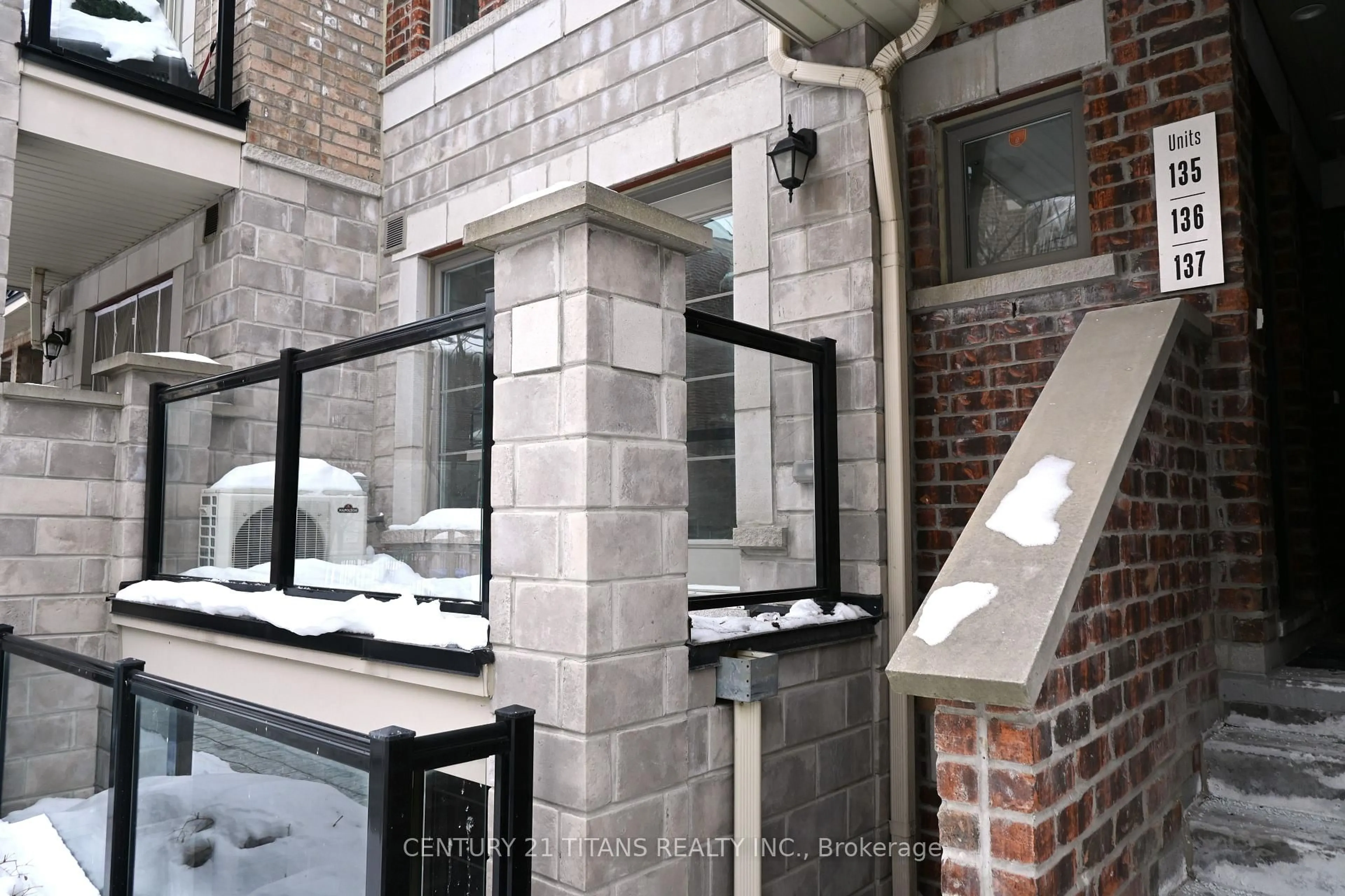 Contemporary bathroom, ceramic/tile floor for 80 Parrotta Dr #135, Toronto Ontario M9M 0E6