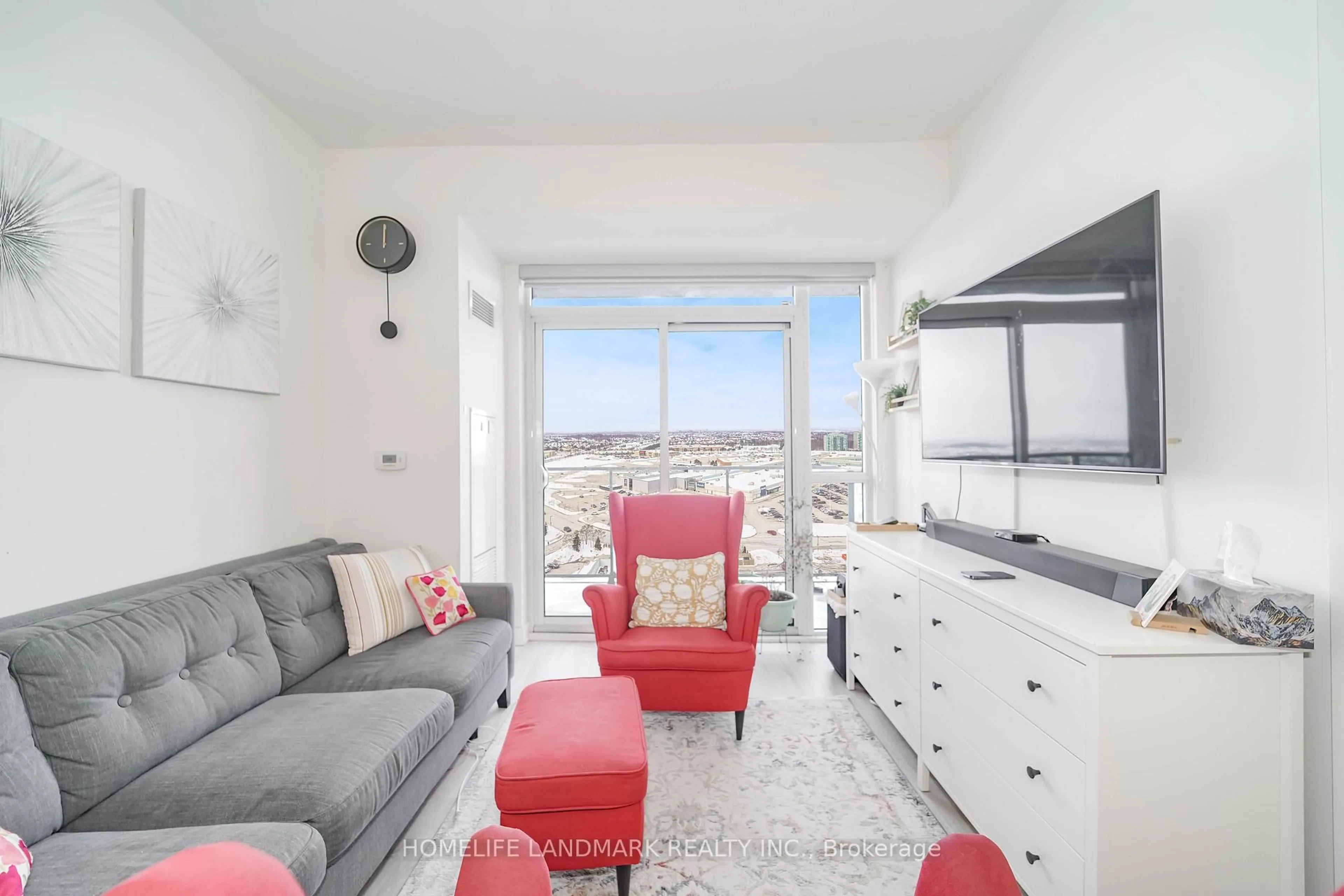 Living room with furniture, unknown for 4677 Glen Erin Dr #1701, Mississauga Ontario L5M 2E3