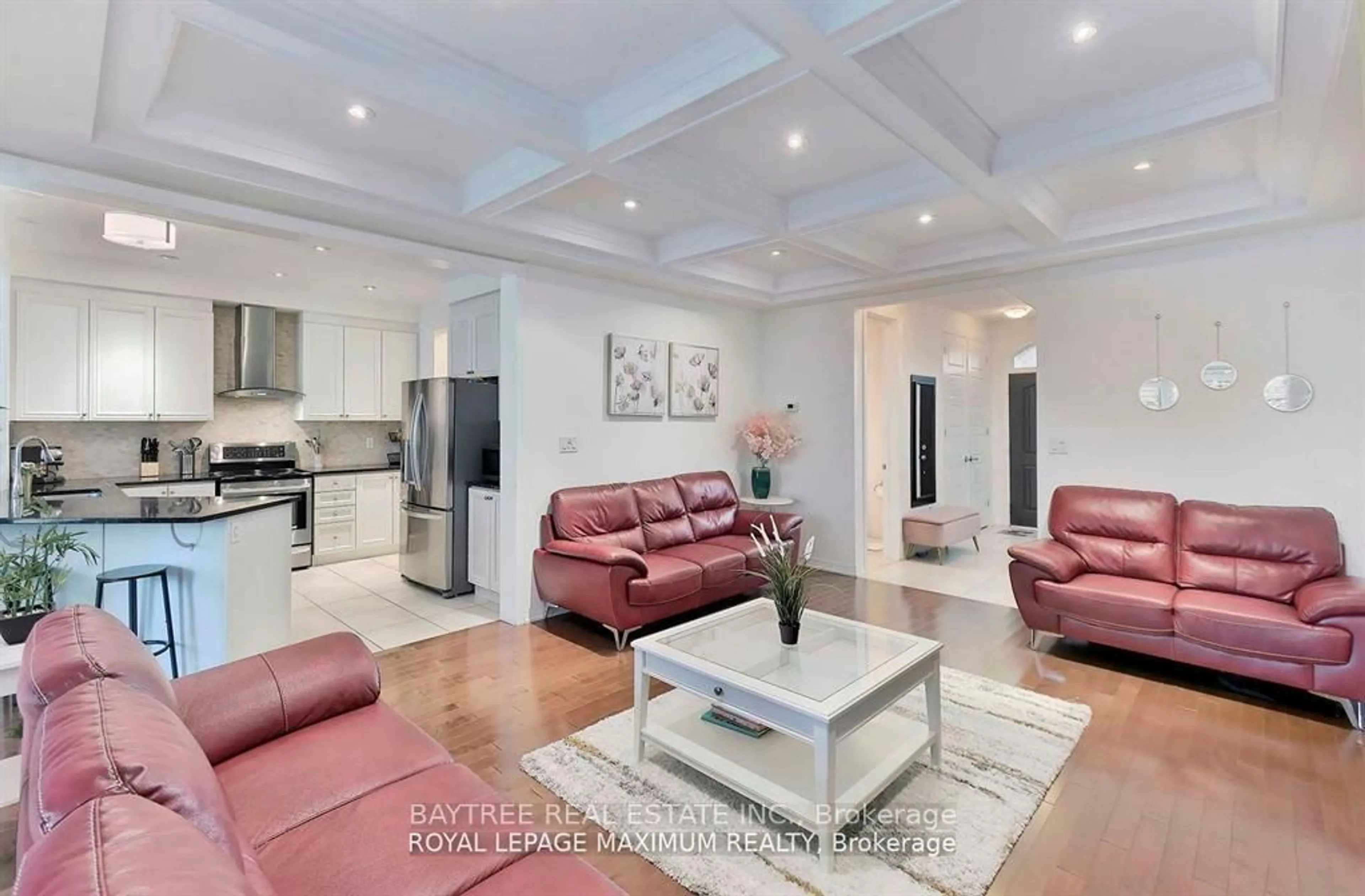 Living room with furniture, unknown for 171 Cherryhurst Rd, Oakville Ontario L6M 0W1