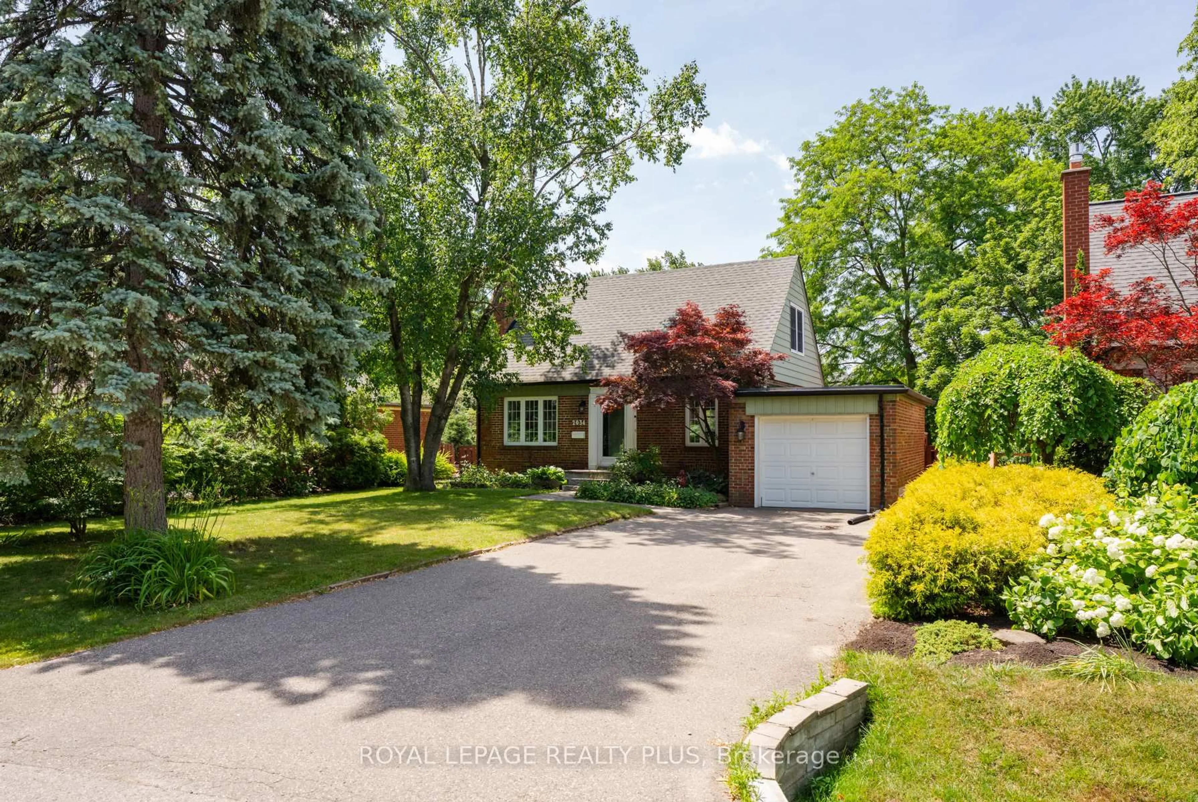 Unknown for 2034 Harvest Dr, Mississauga Ontario L4Y 1T6