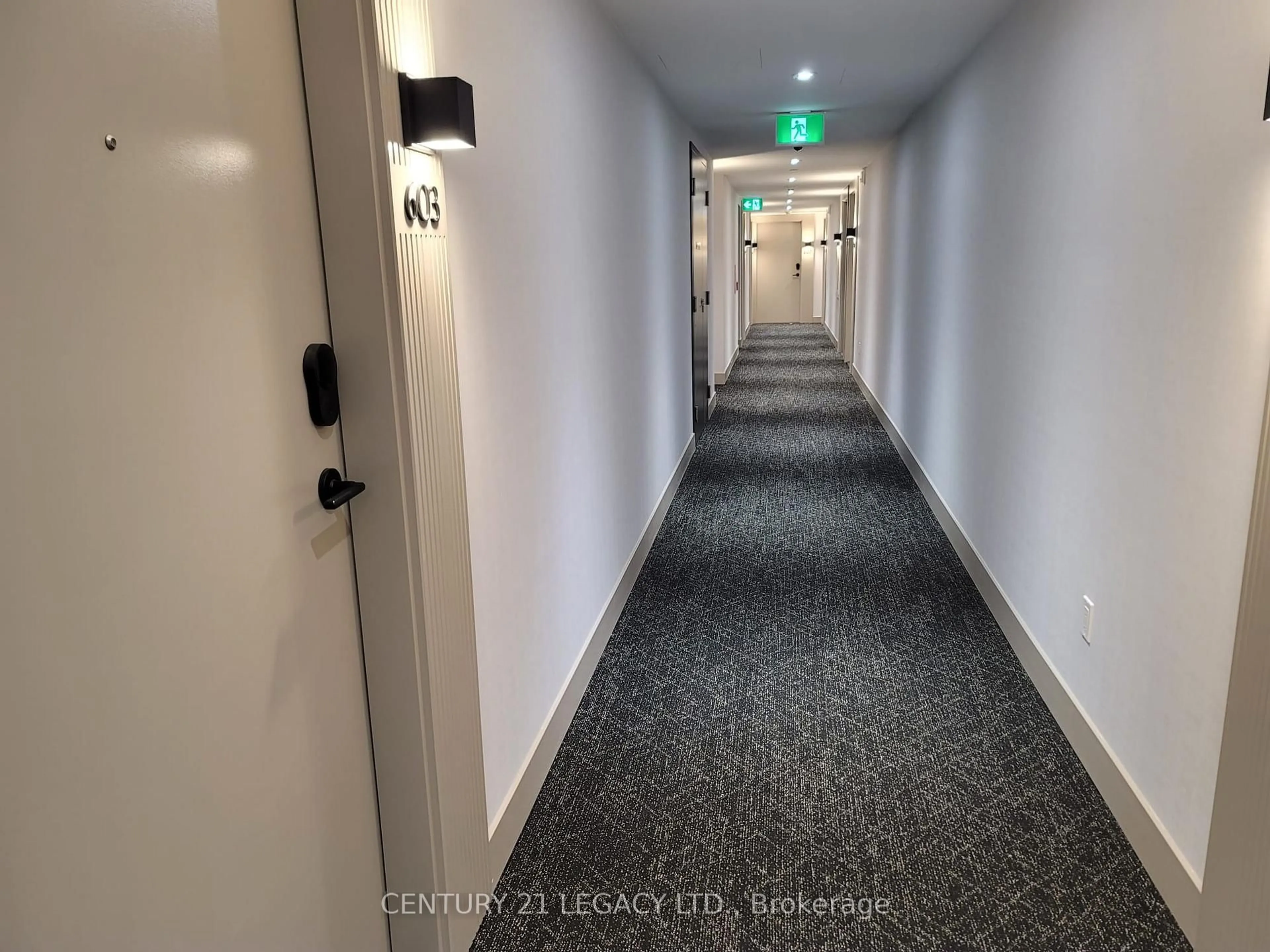 Indoor foyer for 225 Malta Ave #603, Brampton Ontario L6Y 4M5