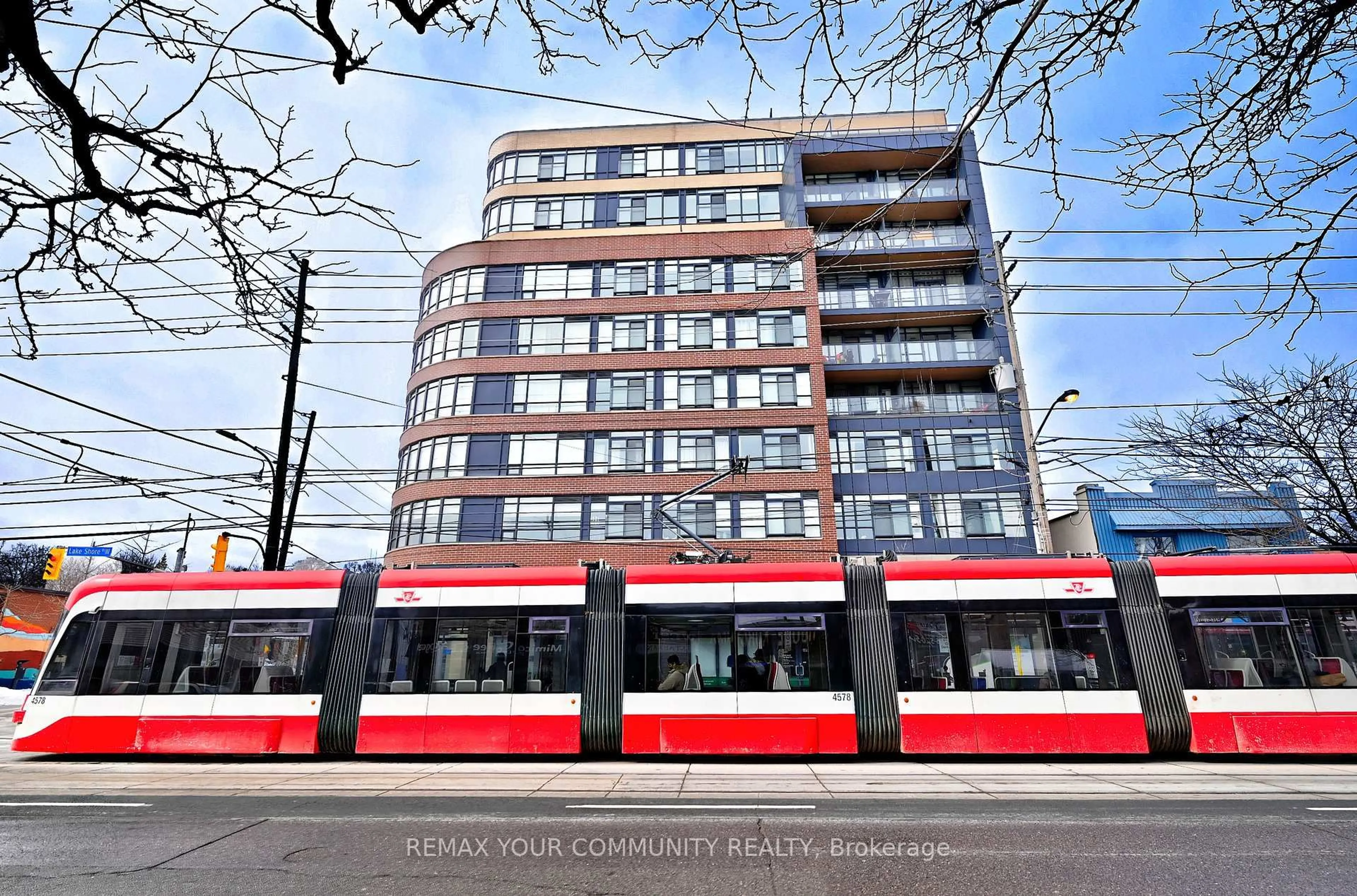 Unknown for 11 Superior Ave #907, Toronto Ontario M8V 0A7