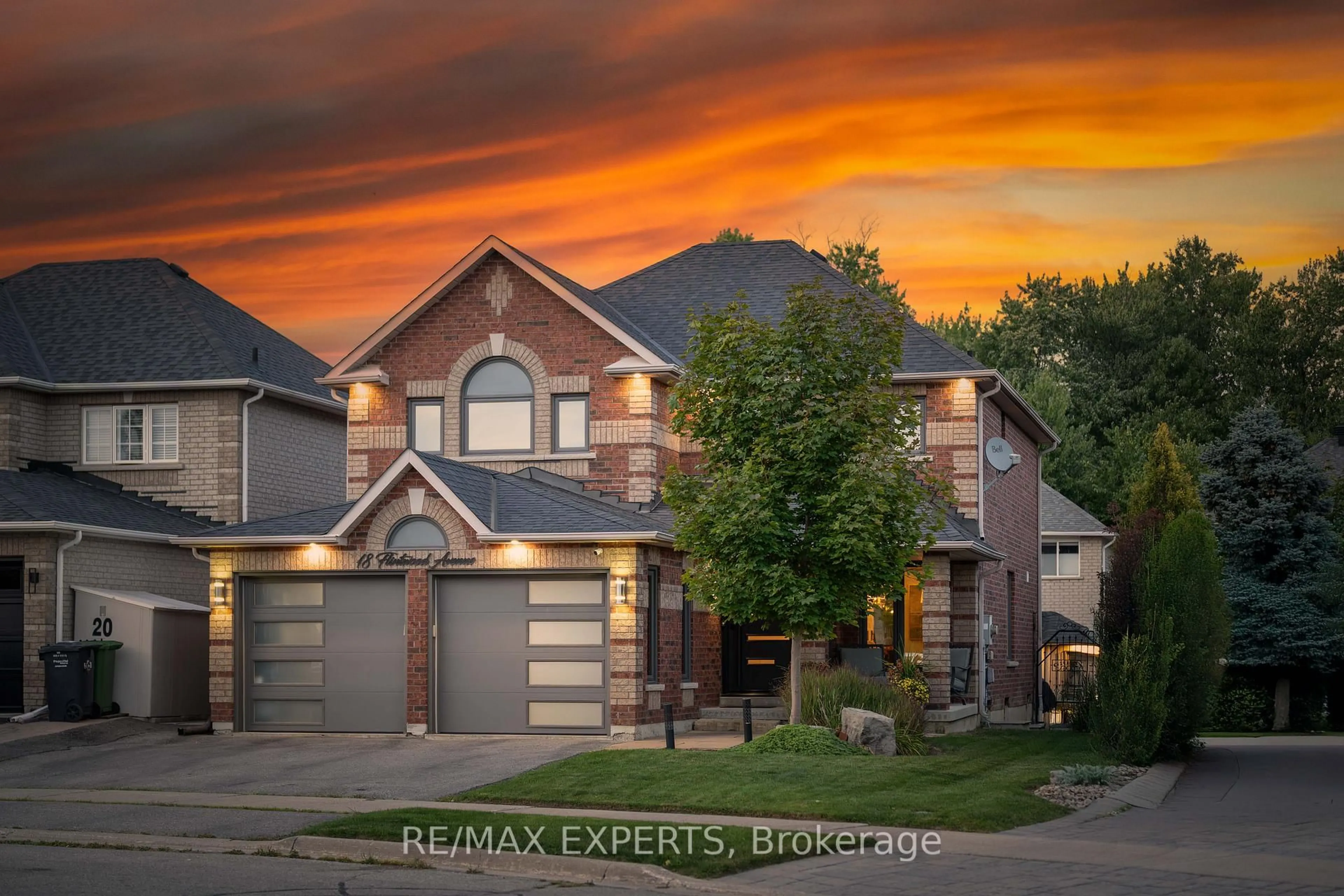 Home with brick exterior material, street for 18 Flintwood Ave, Caledon Ontario L7E 2W3