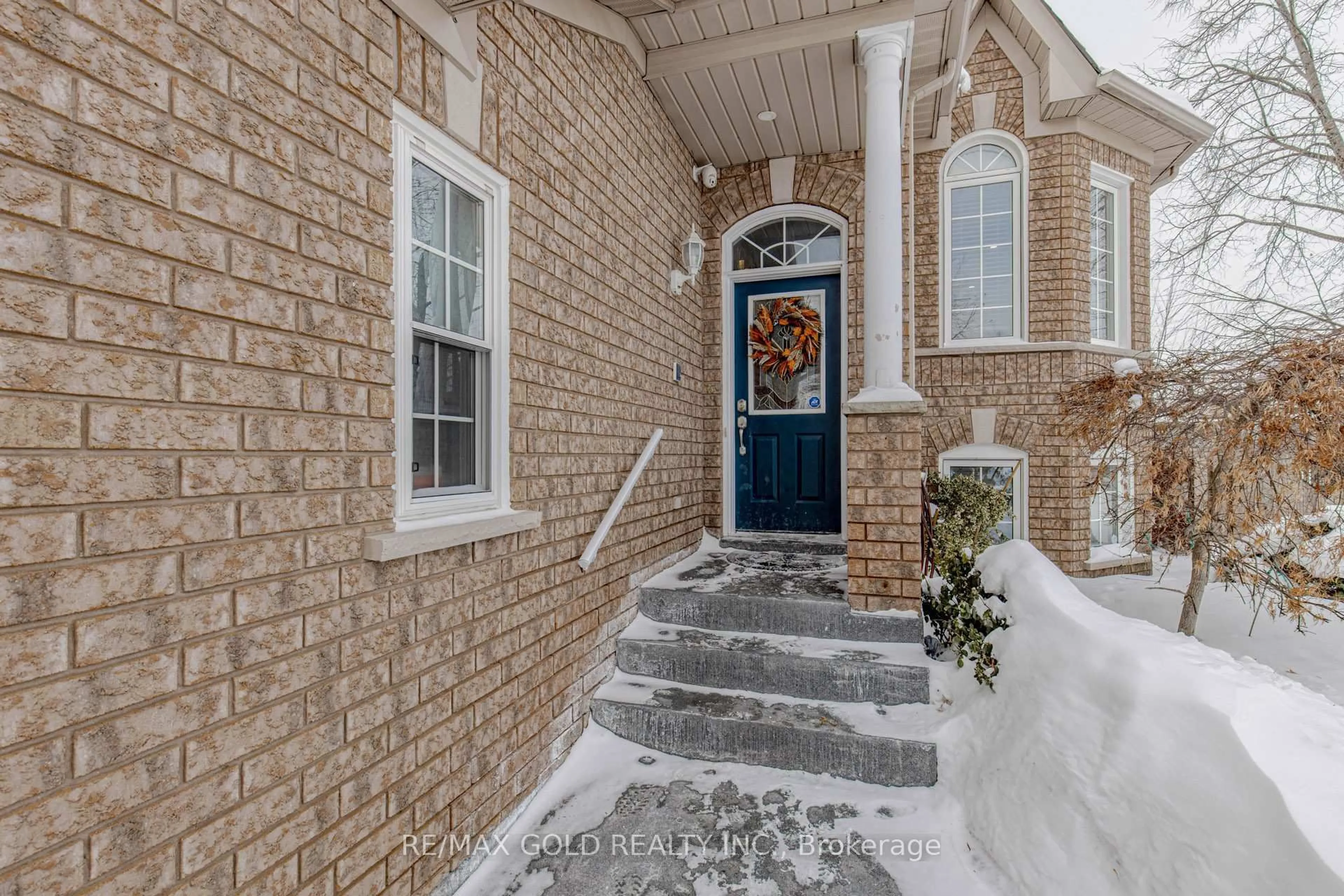 Unknown for 32 Aspenwood Tr, Caledon Ontario L7C 1B7