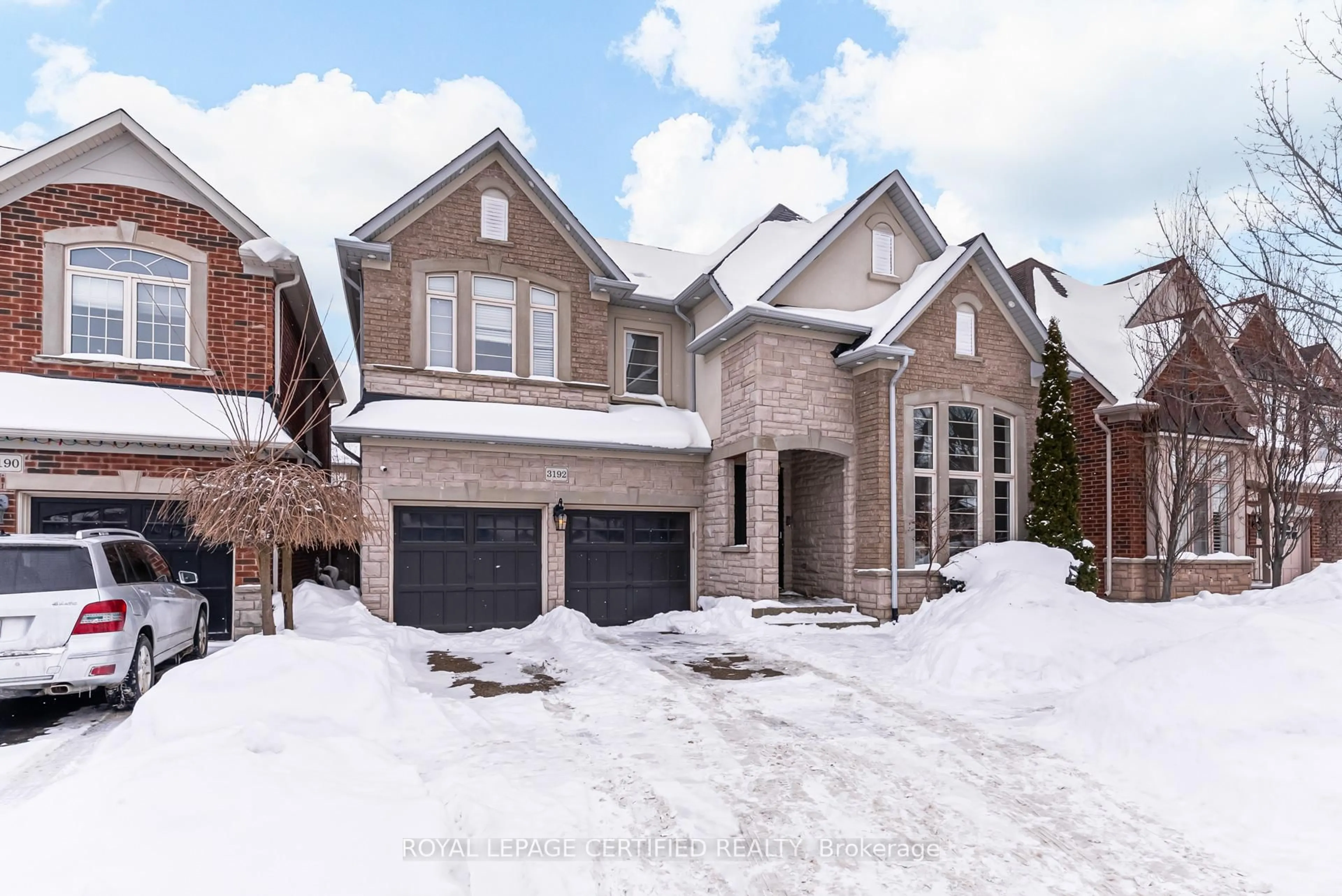 Home with brick exterior material, street for 3192 Sorrento Cres, Burlington Ontario L7M 0N2