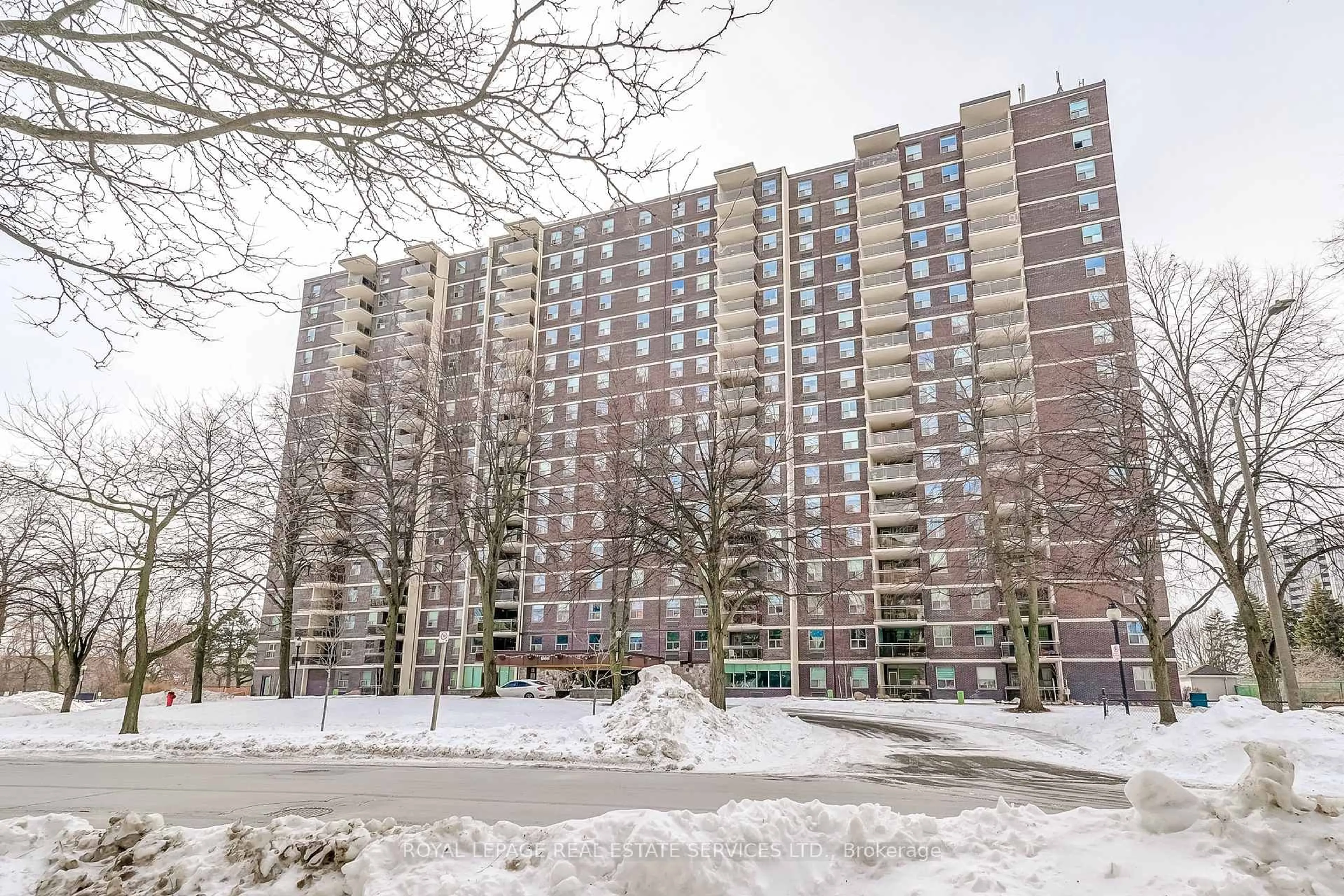 Unknown for 966 Inverhouse Dr #1805, Mississauga Ontario L5J 4B6