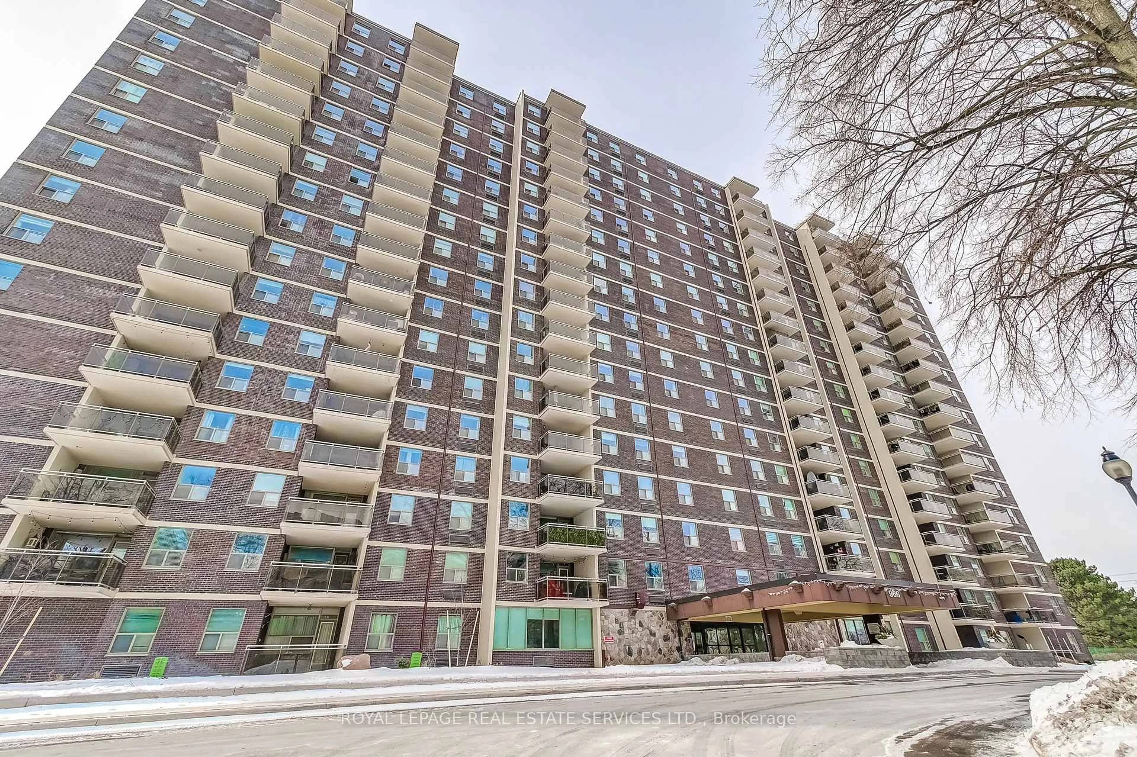 Unknown for 966 Inverhouse Dr #1805, Mississauga Ontario L5J 4B6