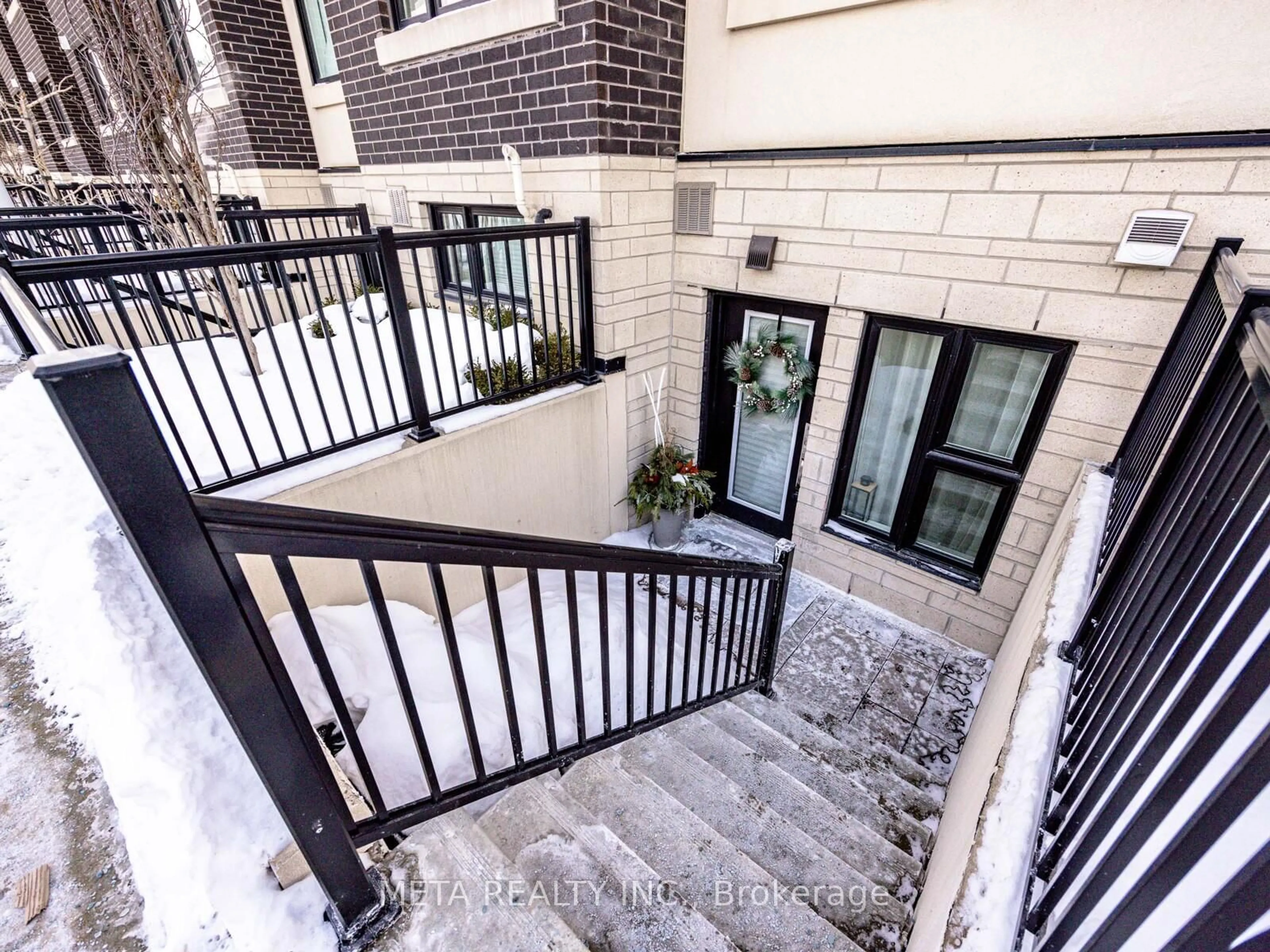 Unknown for 1139 Cooke Blvd #320, Burlington Ontario L7T 0C3