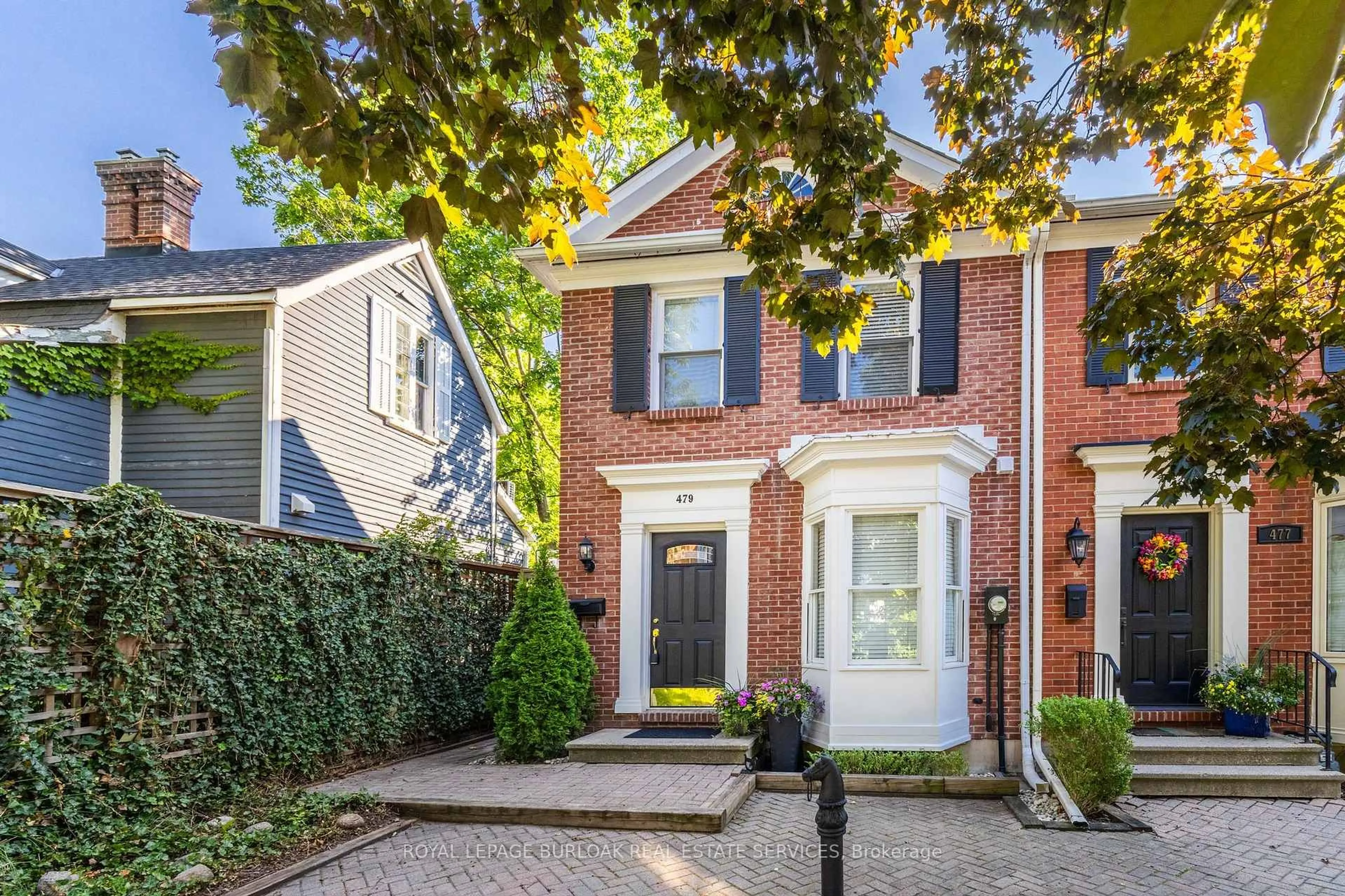 Home with brick exterior material, street for 479 Blathwayte Lane, Burlington Ontario L7S 1Y4