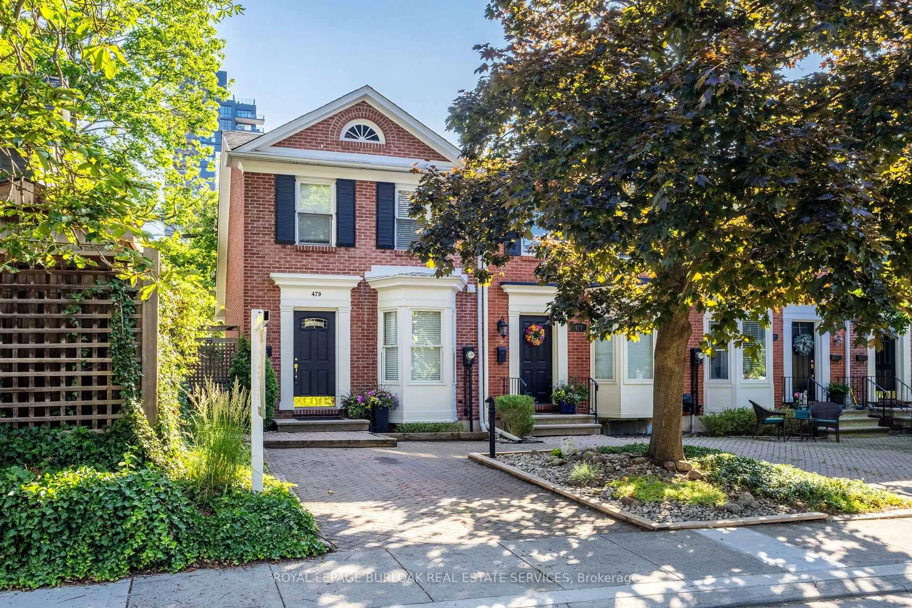 Home with brick exterior material, street for 479 Blathwayte Lane, Burlington Ontario L7S 1Y4