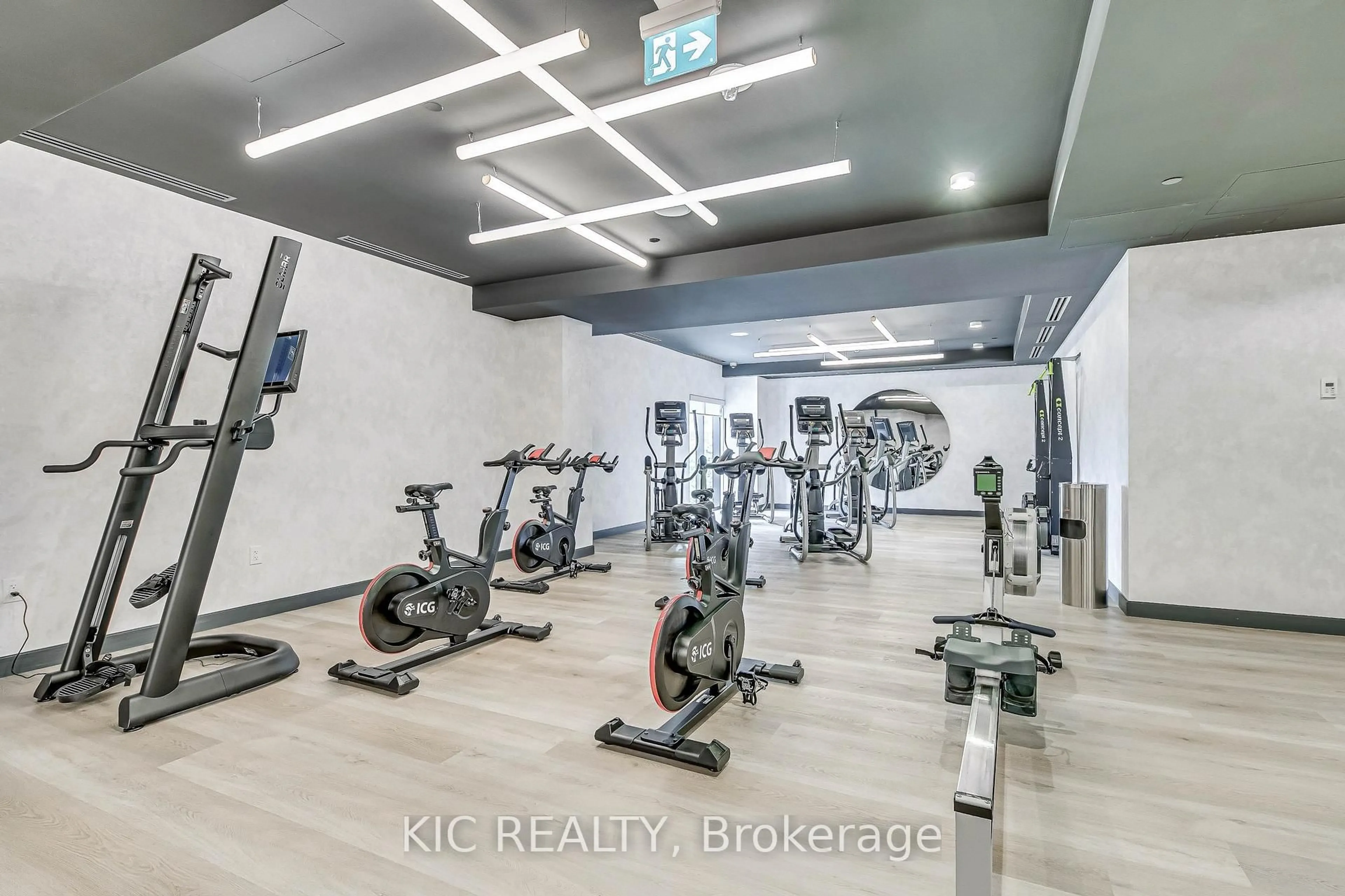 Gym or fitness room for 86 Dundas St. St #323, Mississauga Ontario L5A 0B1