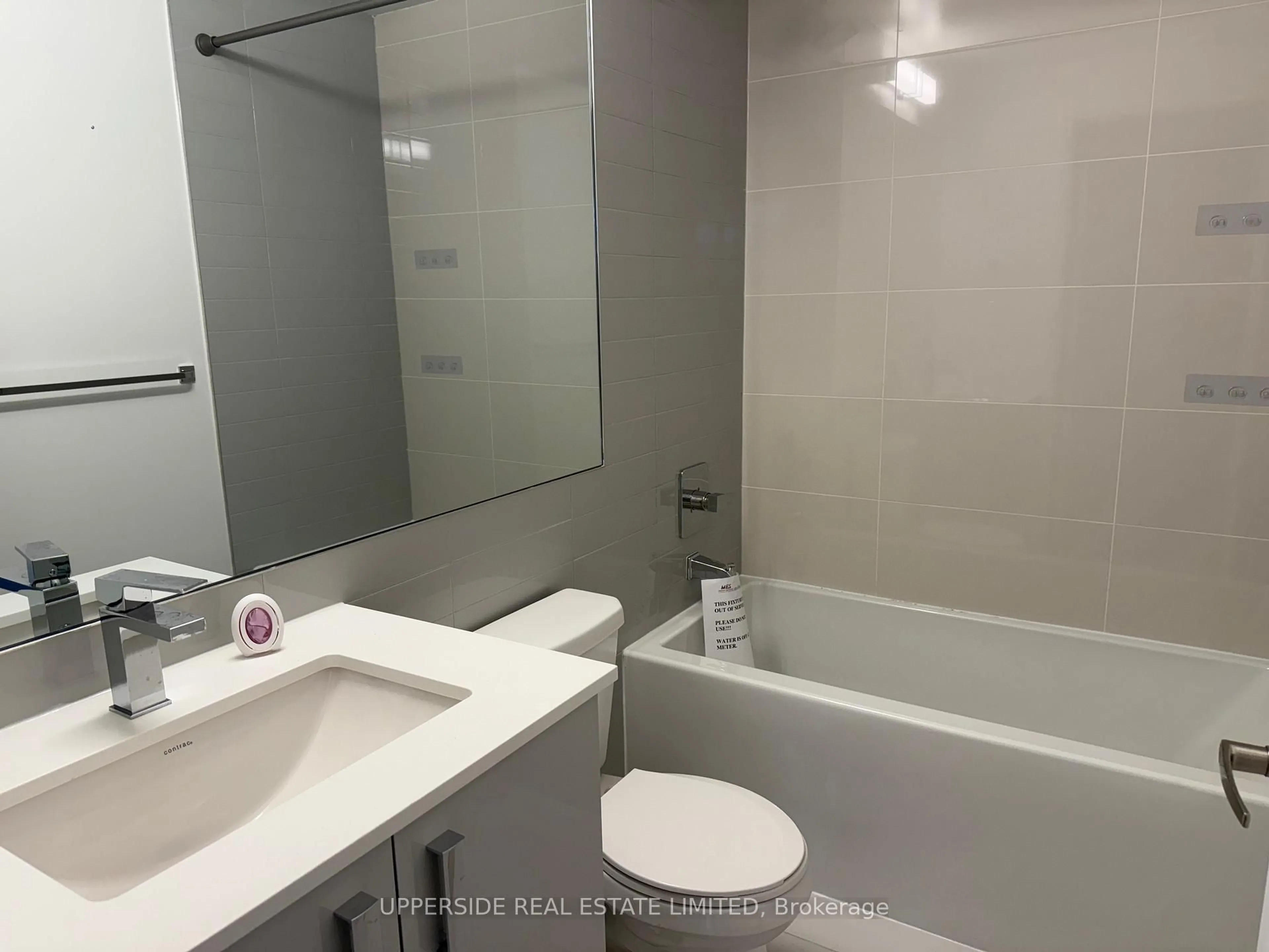 Standard bathroom, unknown for 26 Gibbs Rd #731, Toronto Ontario M9B 0E3
