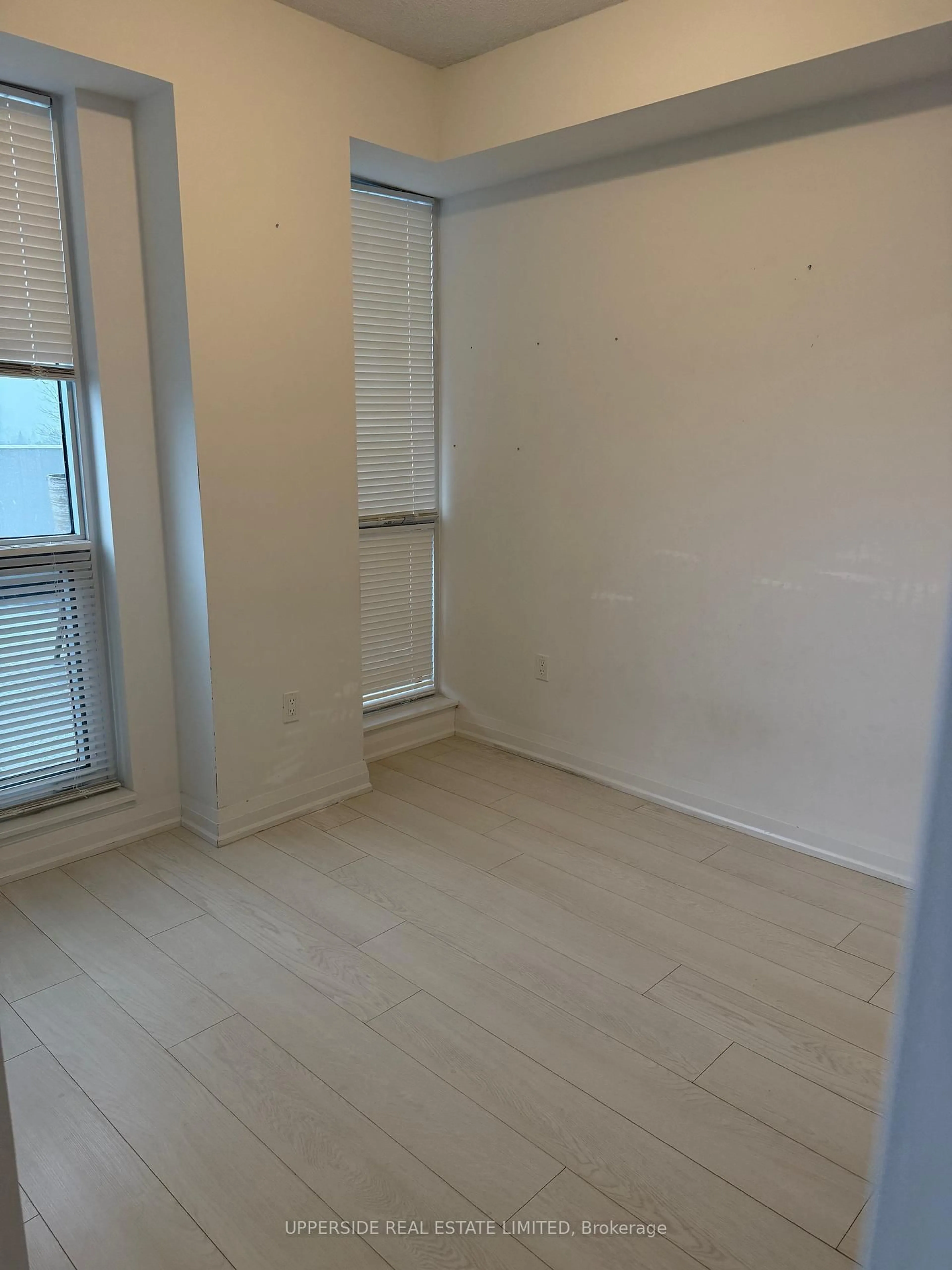 A pic of a room for 26 Gibbs Rd #731, Toronto Ontario M9B 0E3