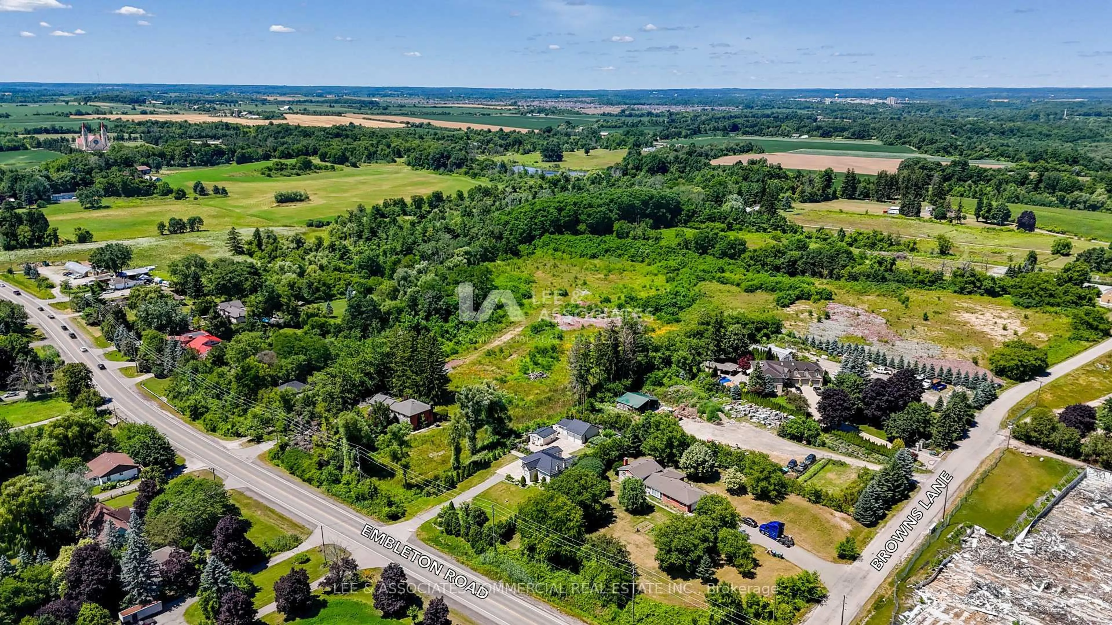 A pic from outside/outdoor area/front of a property/back of a property/a pic from drone, street for 2696 Embleton Rd, Brampton Ontario L6X 0E2