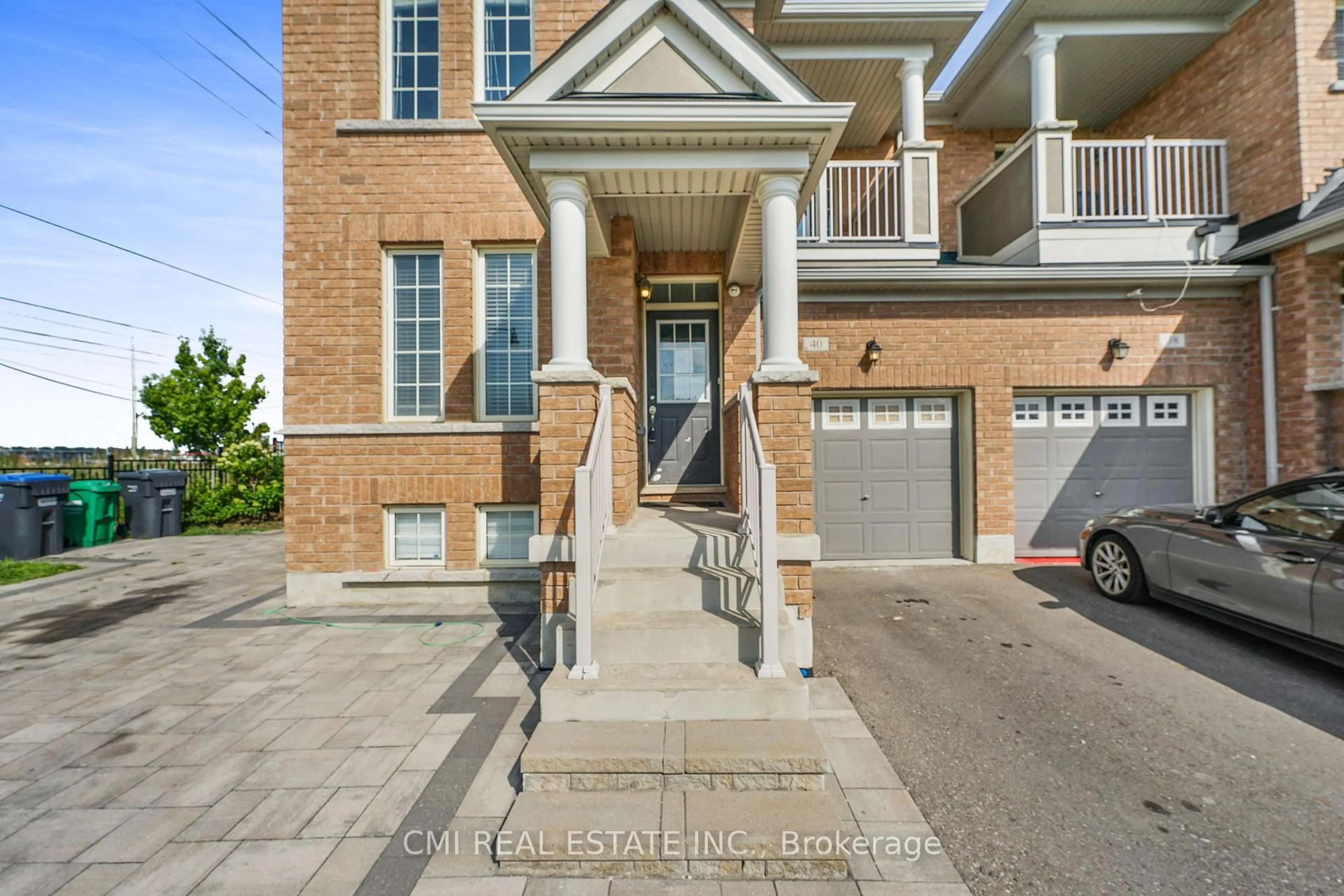 Home with brick exterior material, street for 40 Spokanne St, Brampton Ontario L6R 4A2