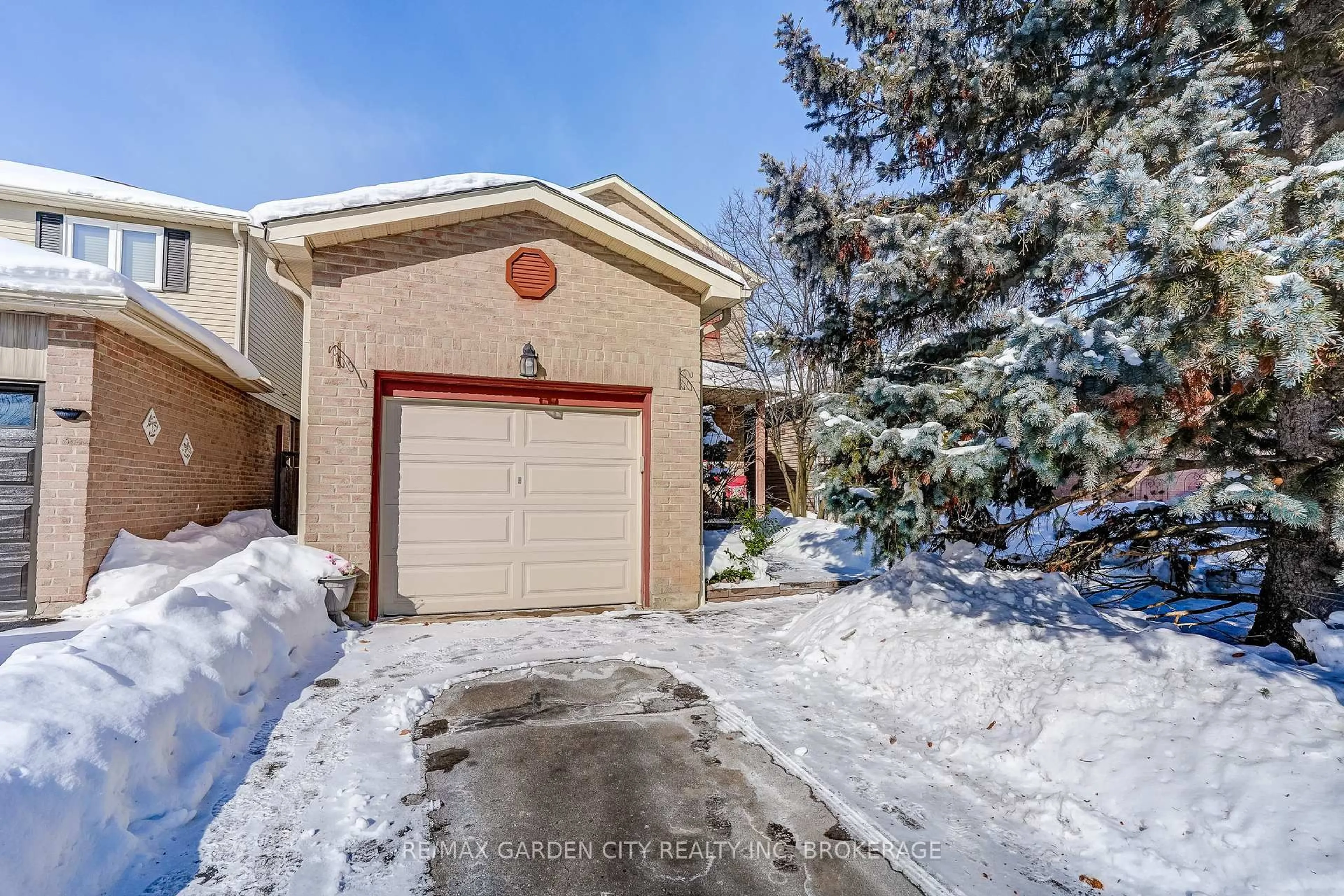 Unknown for 3169 Bartholomew Cres, Mississauga Ontario L5N 3K9