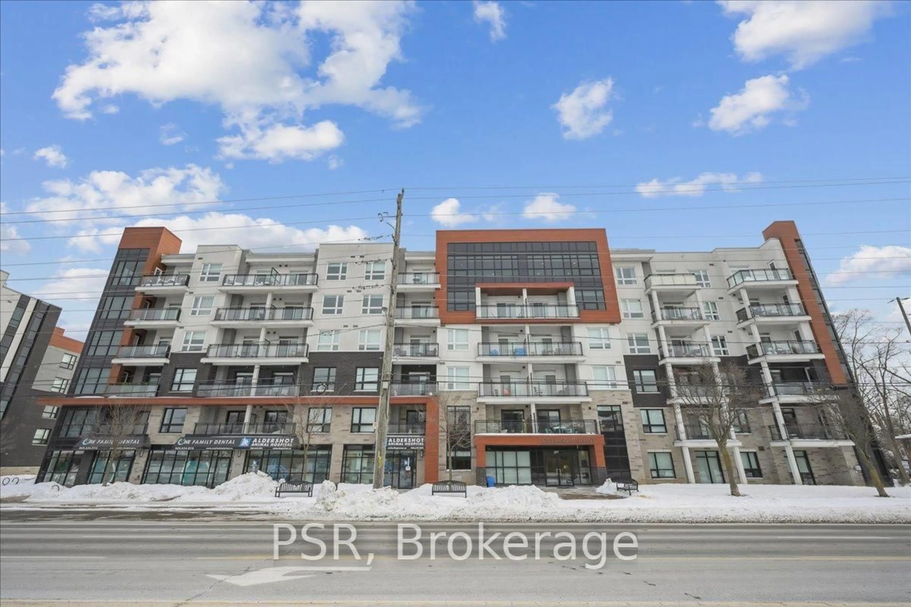 Unknown for 320 Plains Rd #211, Burlington Ontario L7T 0C1