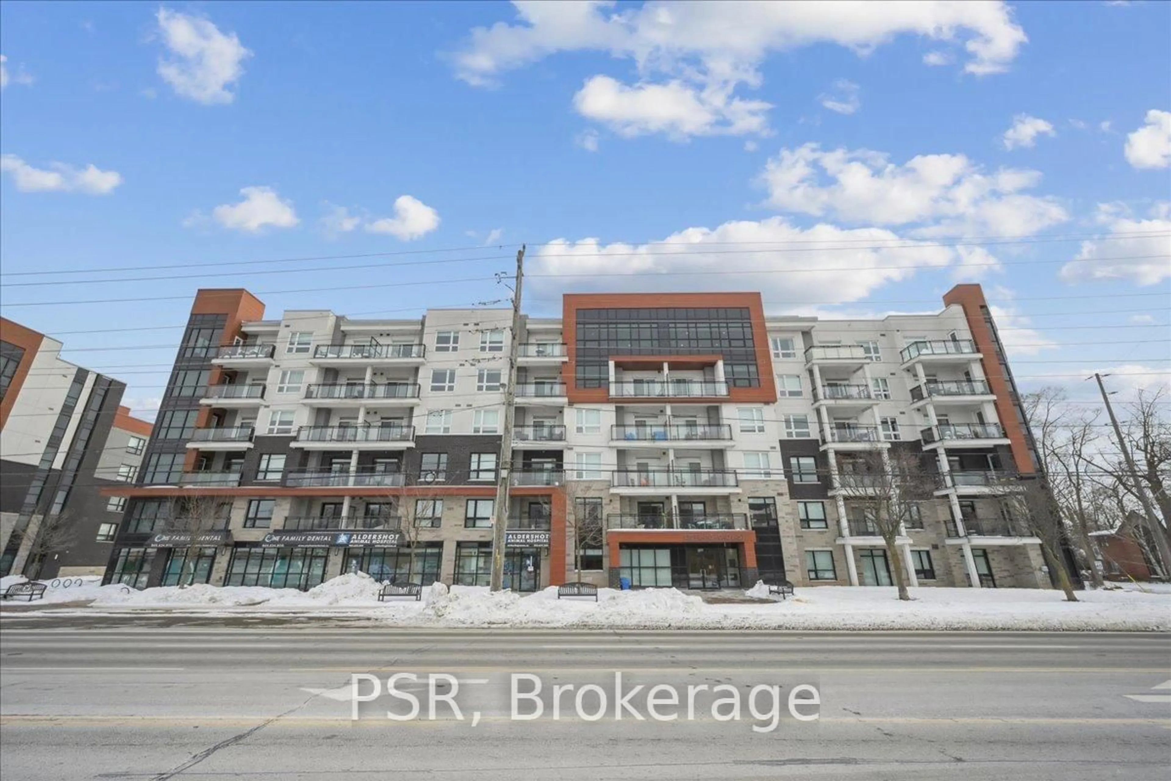 Unknown for 320 Plains Rd #211, Burlington Ontario L7T 0C1