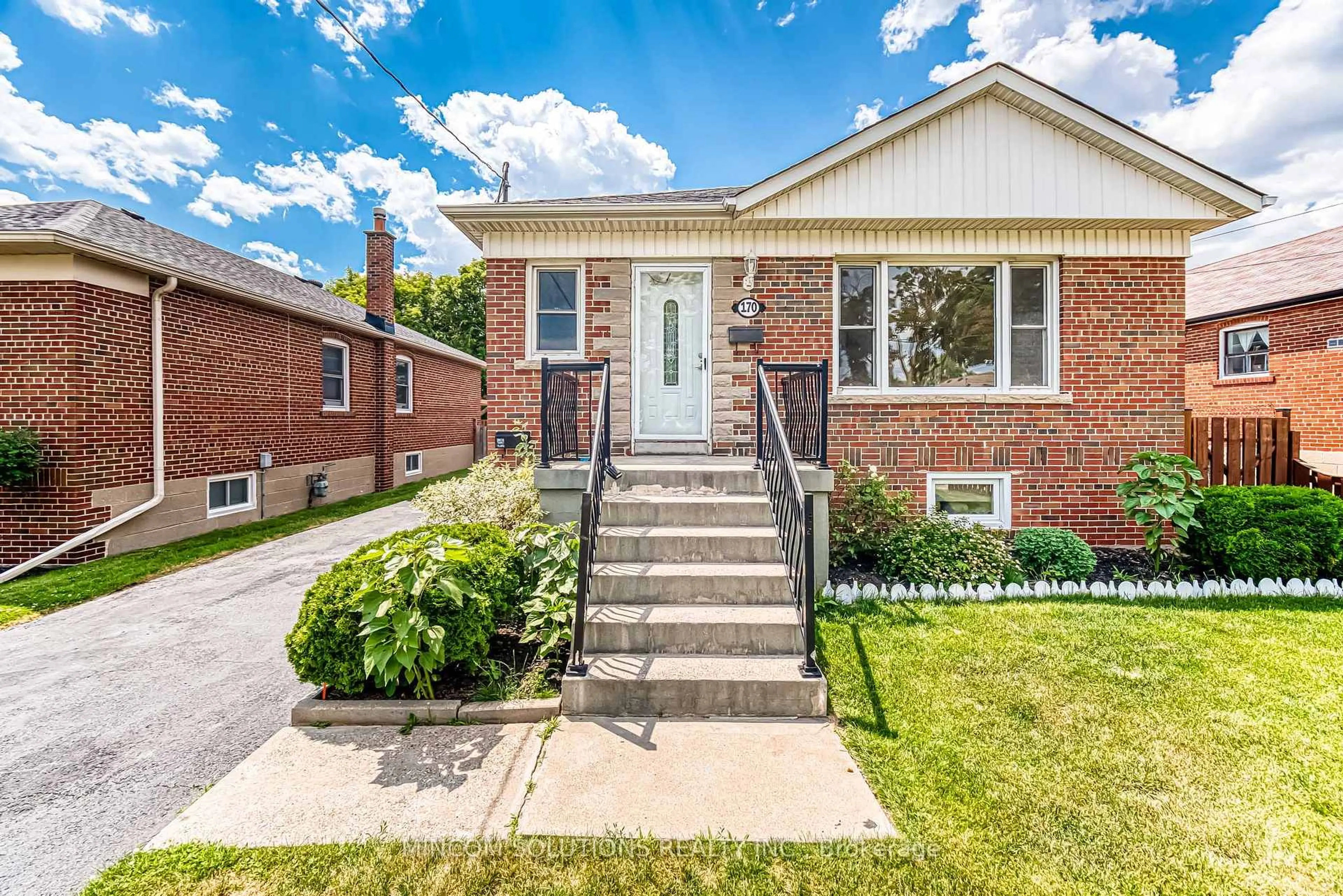 Home with brick exterior material, street for 170 North Carson St, Toronto Ontario M8W 4C9