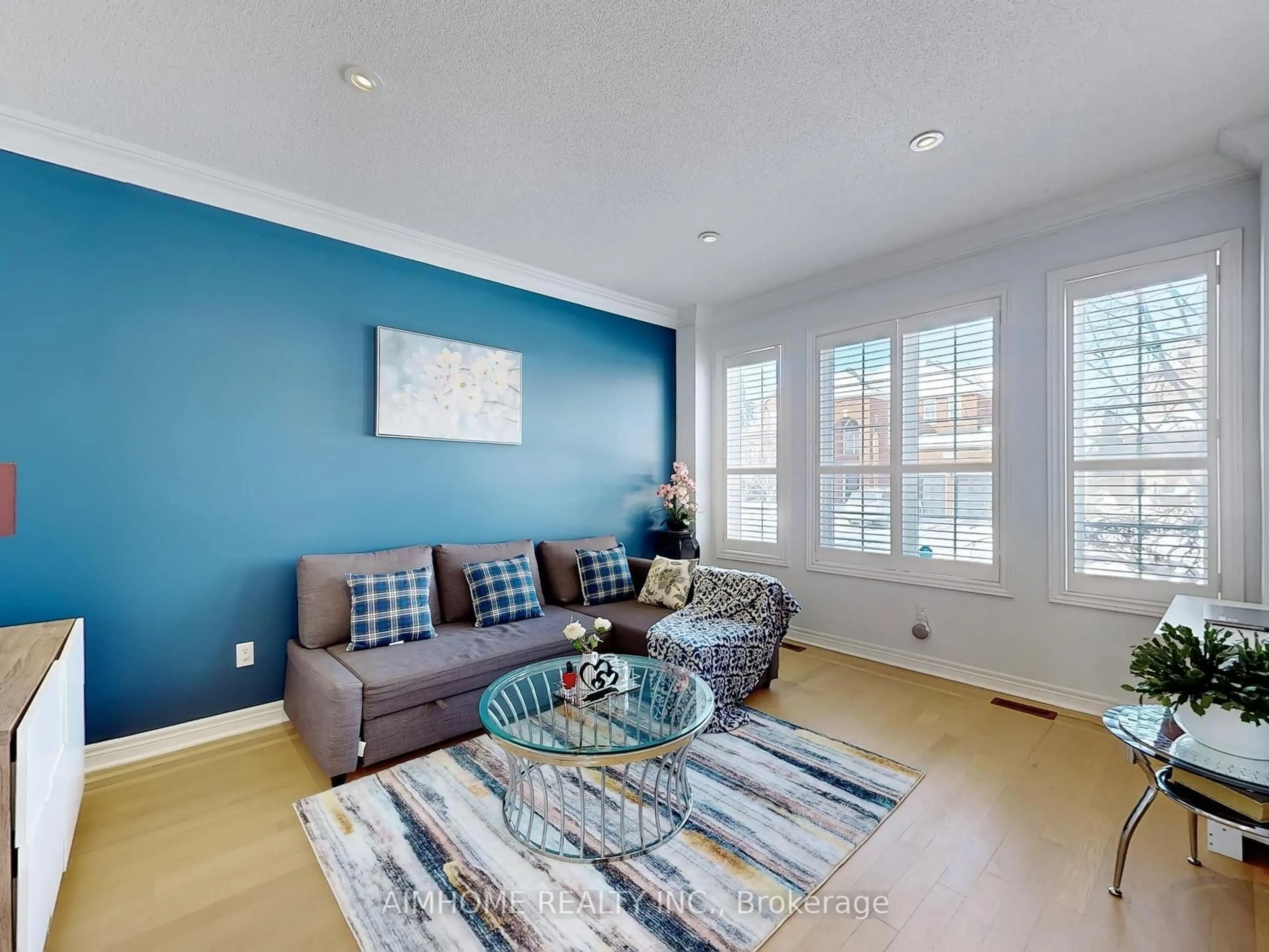 Living room with furniture, unknown for 2051 ASHMORE Dr, Oakville Ontario L6M 4T1