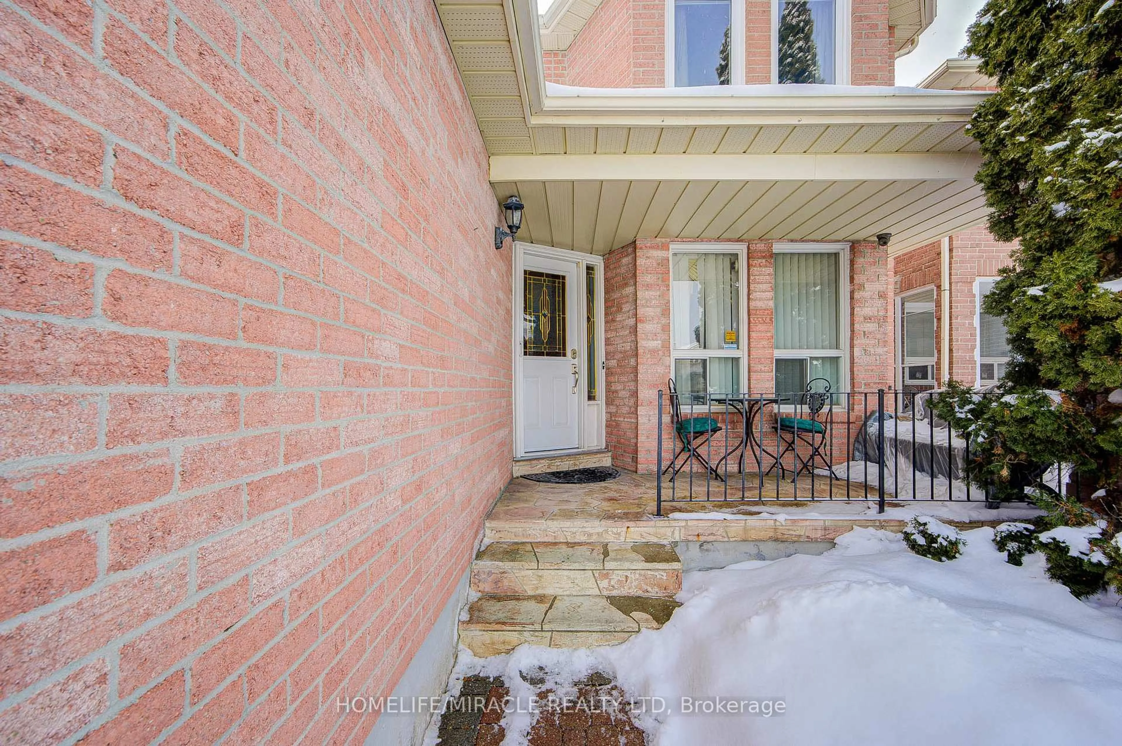 Home with brick exterior material, street for 5128 Guildwood Way, Mississauga Ontario L5R 2S7