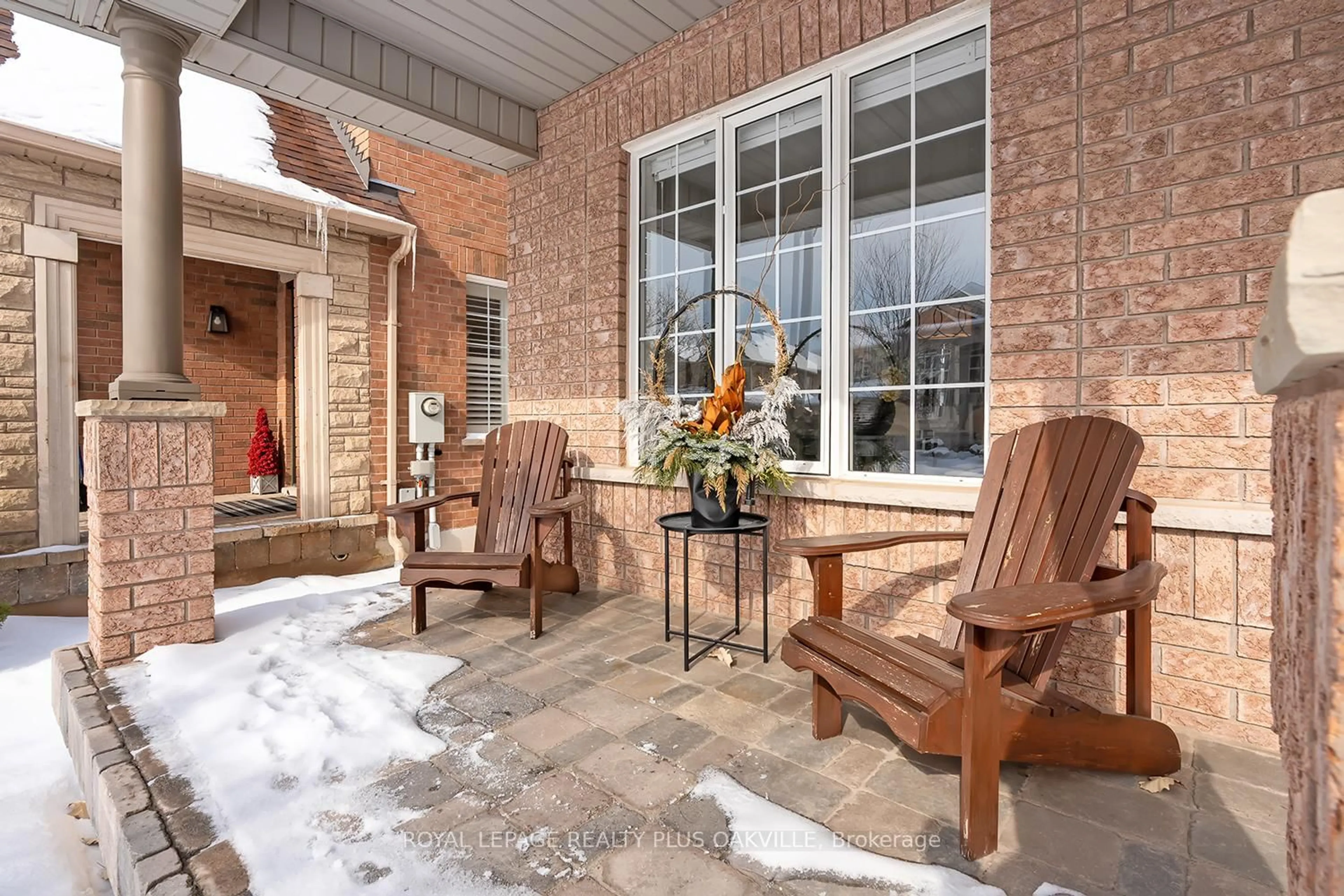 Unknown for 2083 Jaguar Lane, Oakville Ontario L6M 4R5