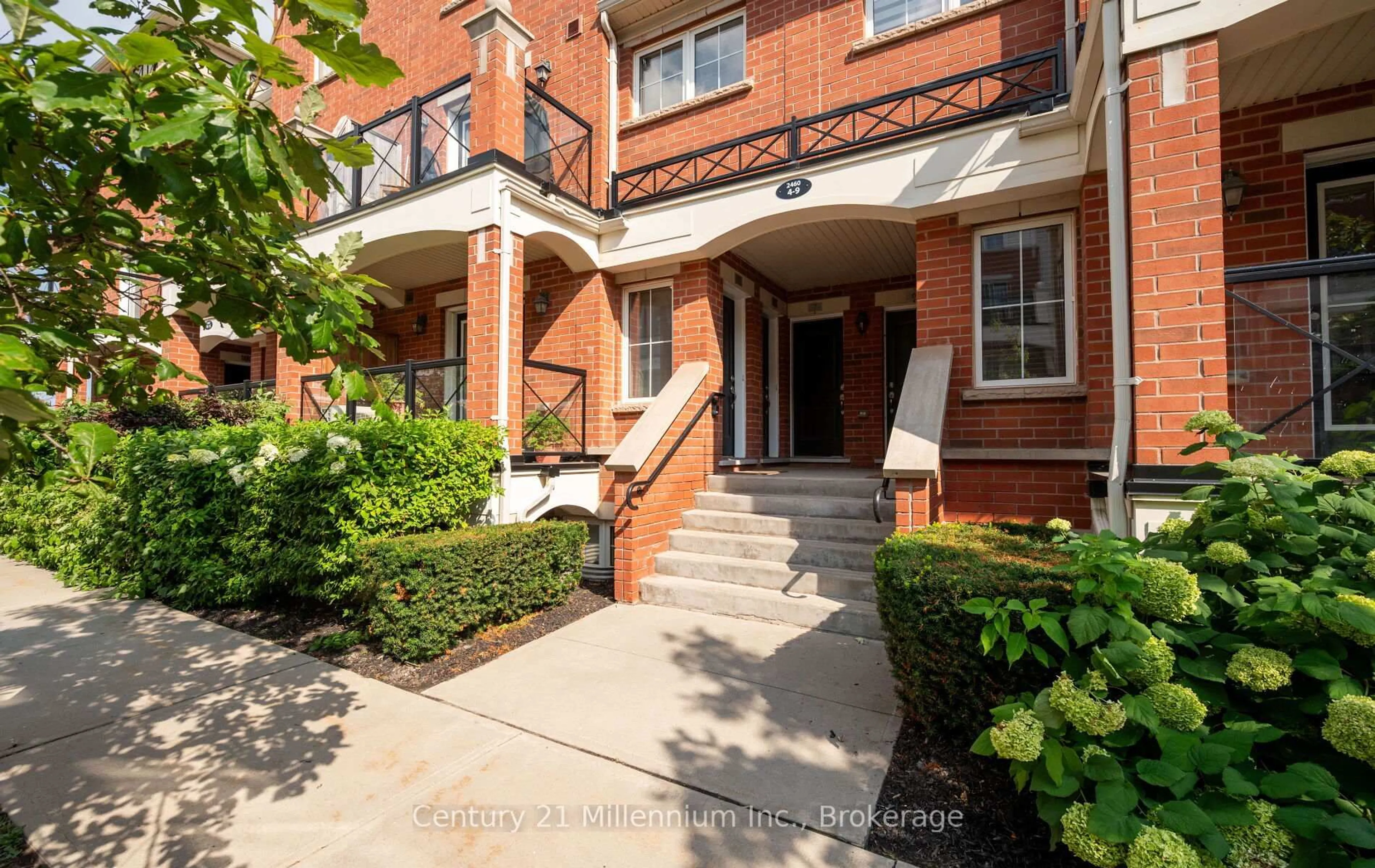 Unknown for 2460 Post Rd #4, Oakville Ontario L6H 0J2