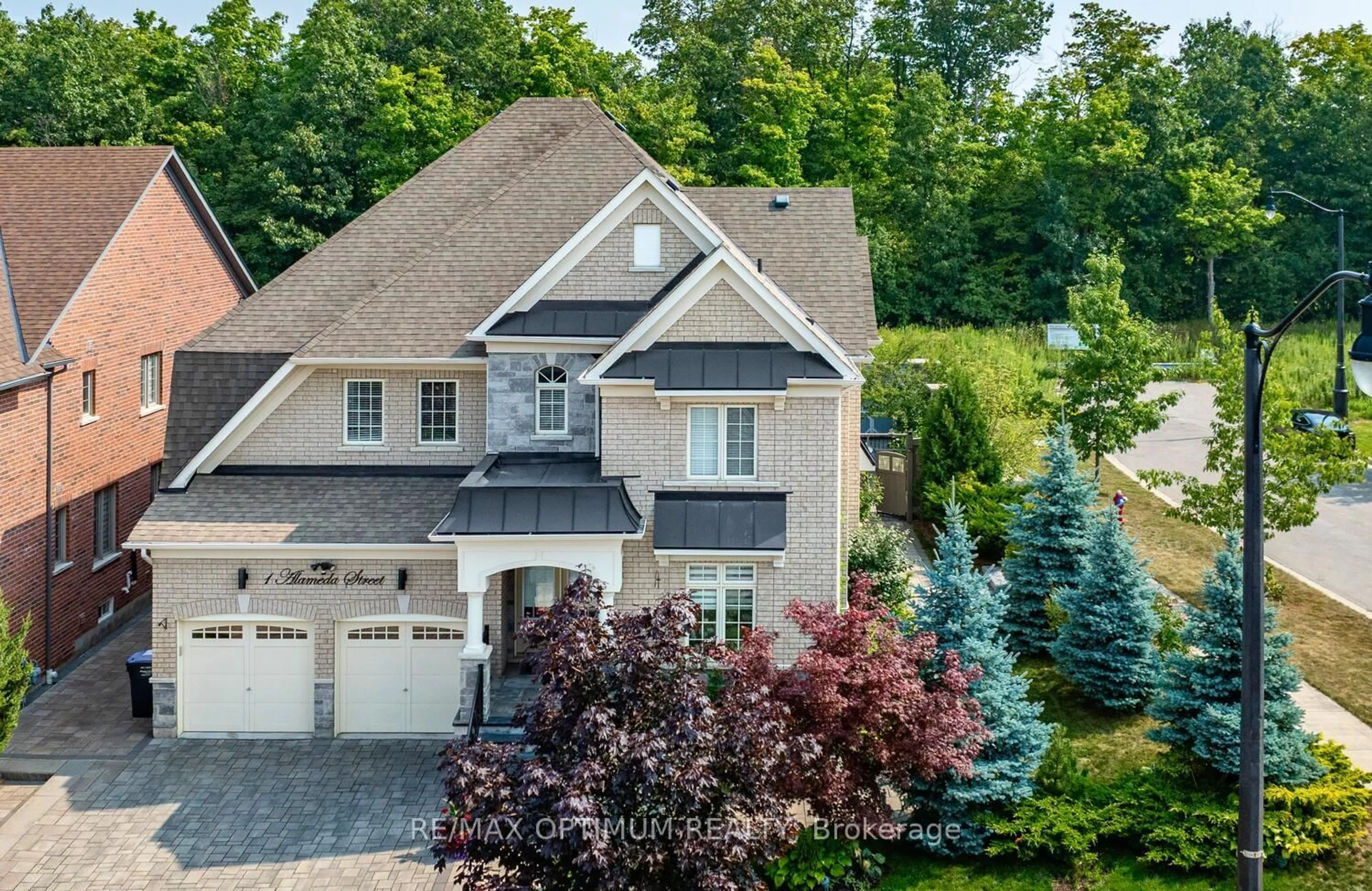 Home with brick exterior material, street for 1 Alameda St, Brampton Ontario L6Y 2Y6