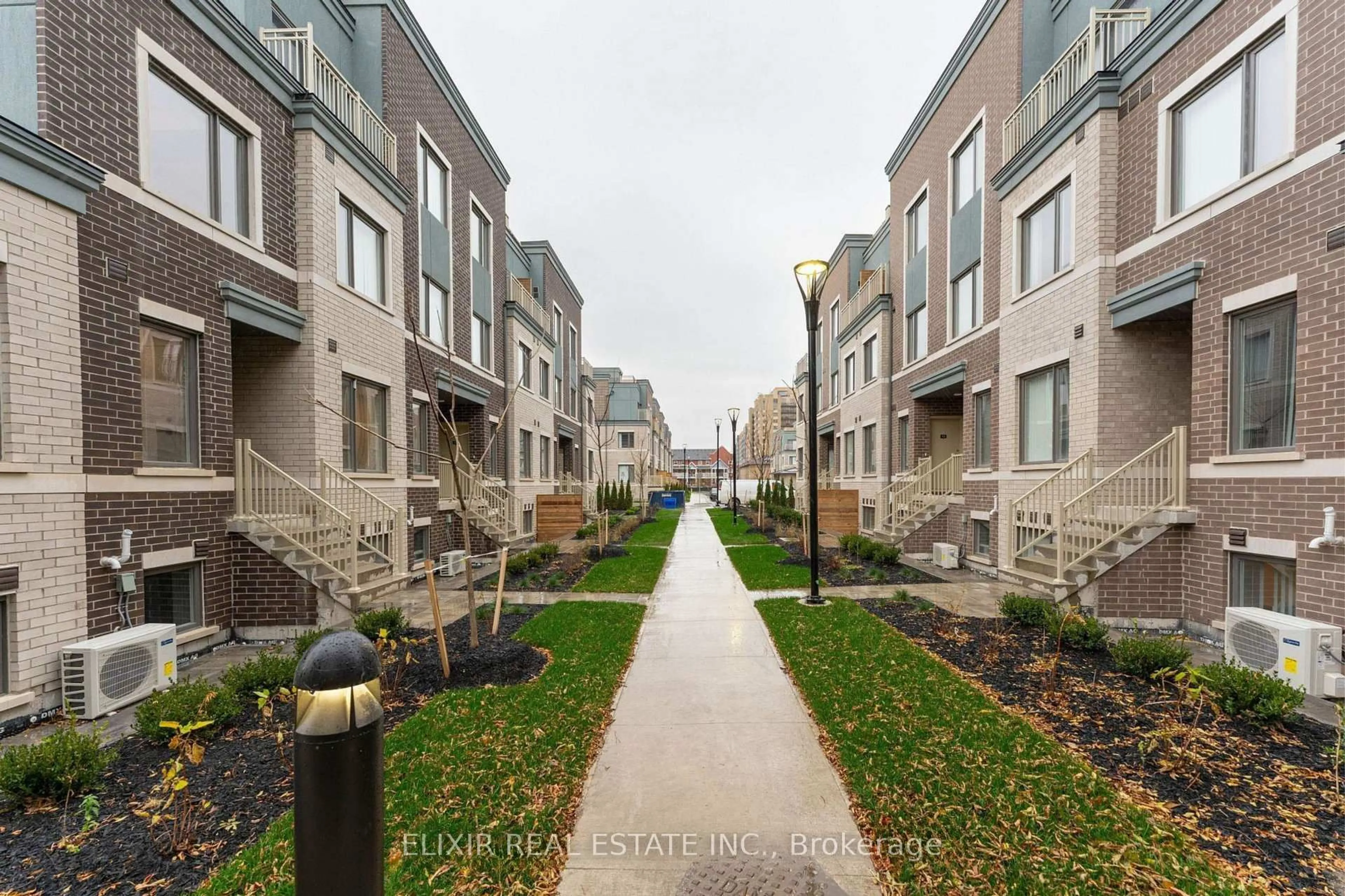 Patio, street for 30 William Jackson Way #115, Toronto Ontario M8X 2J4