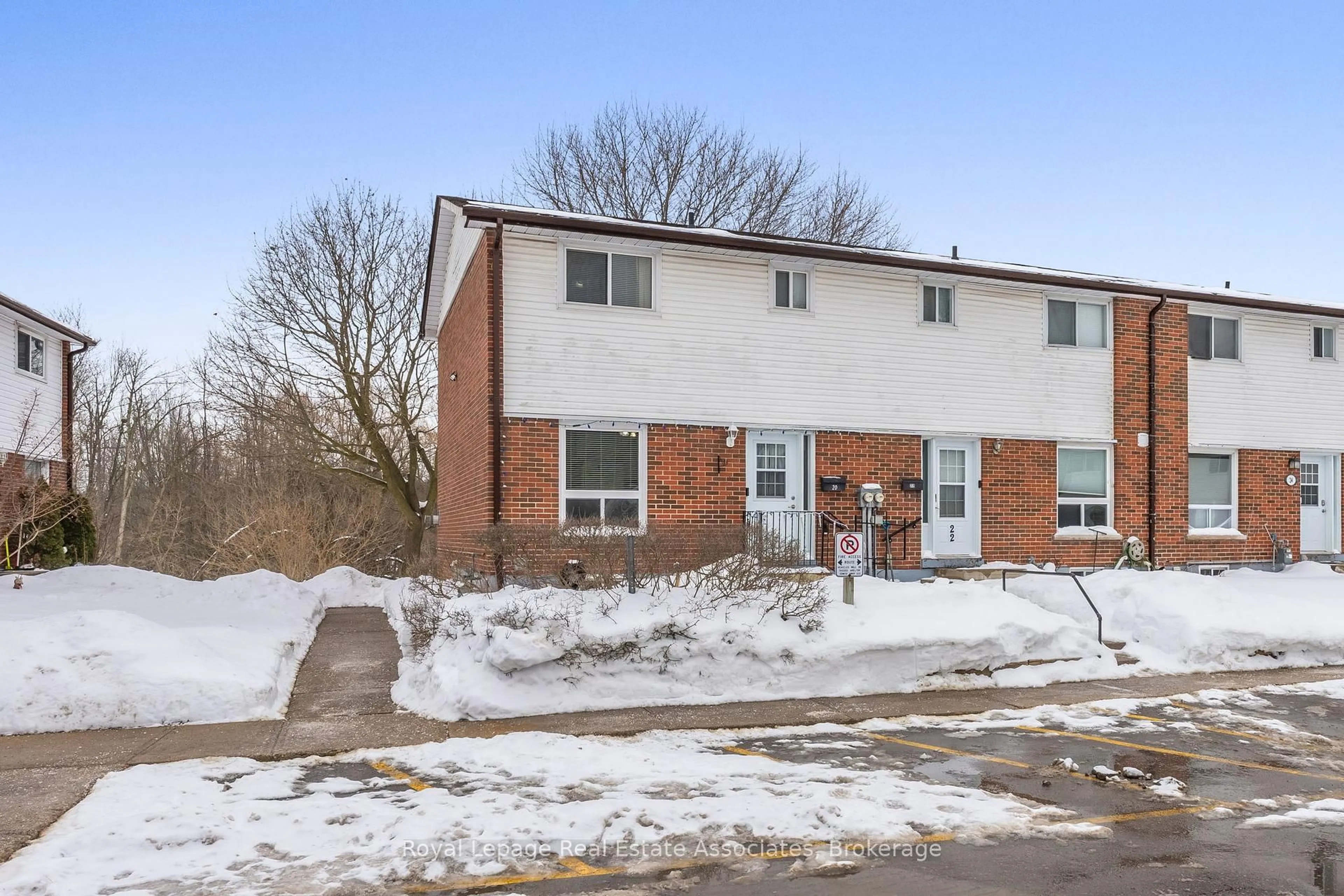 Unknown for 20 Kingham Rd, Halton Hills Ontario L7J 1S4