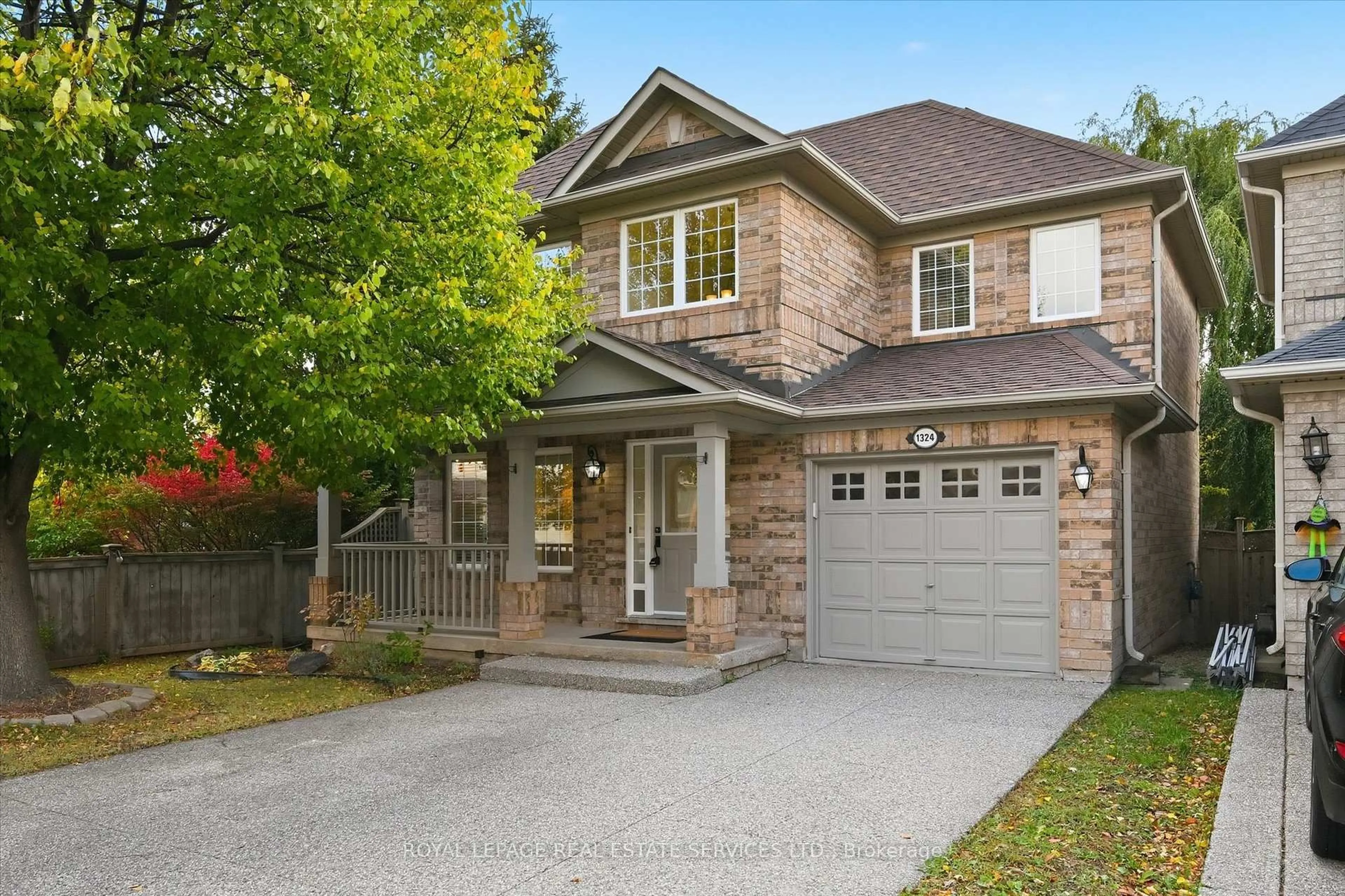Home with brick exterior material, street for 1324 Ashwood Terr, Oakville Ontario L6M 4A7