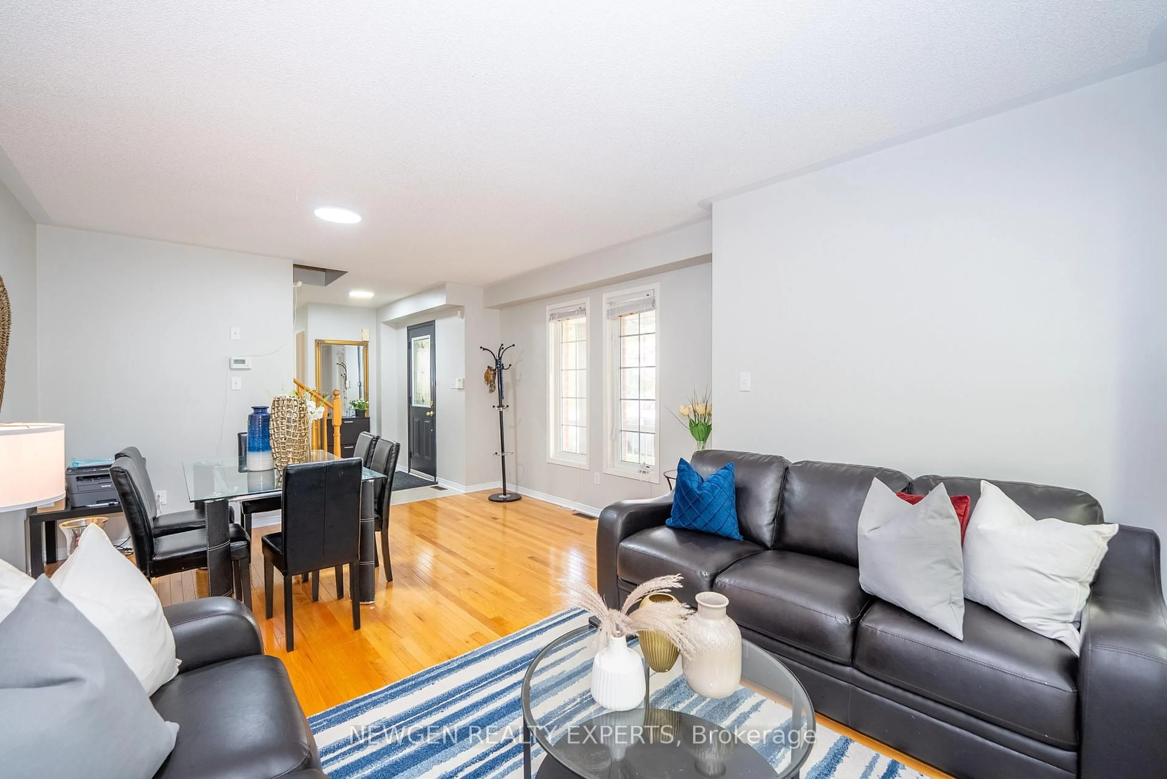 Living room with furniture, unknown for 87 Luella Cres, Brampton Ontario L7A 3H5