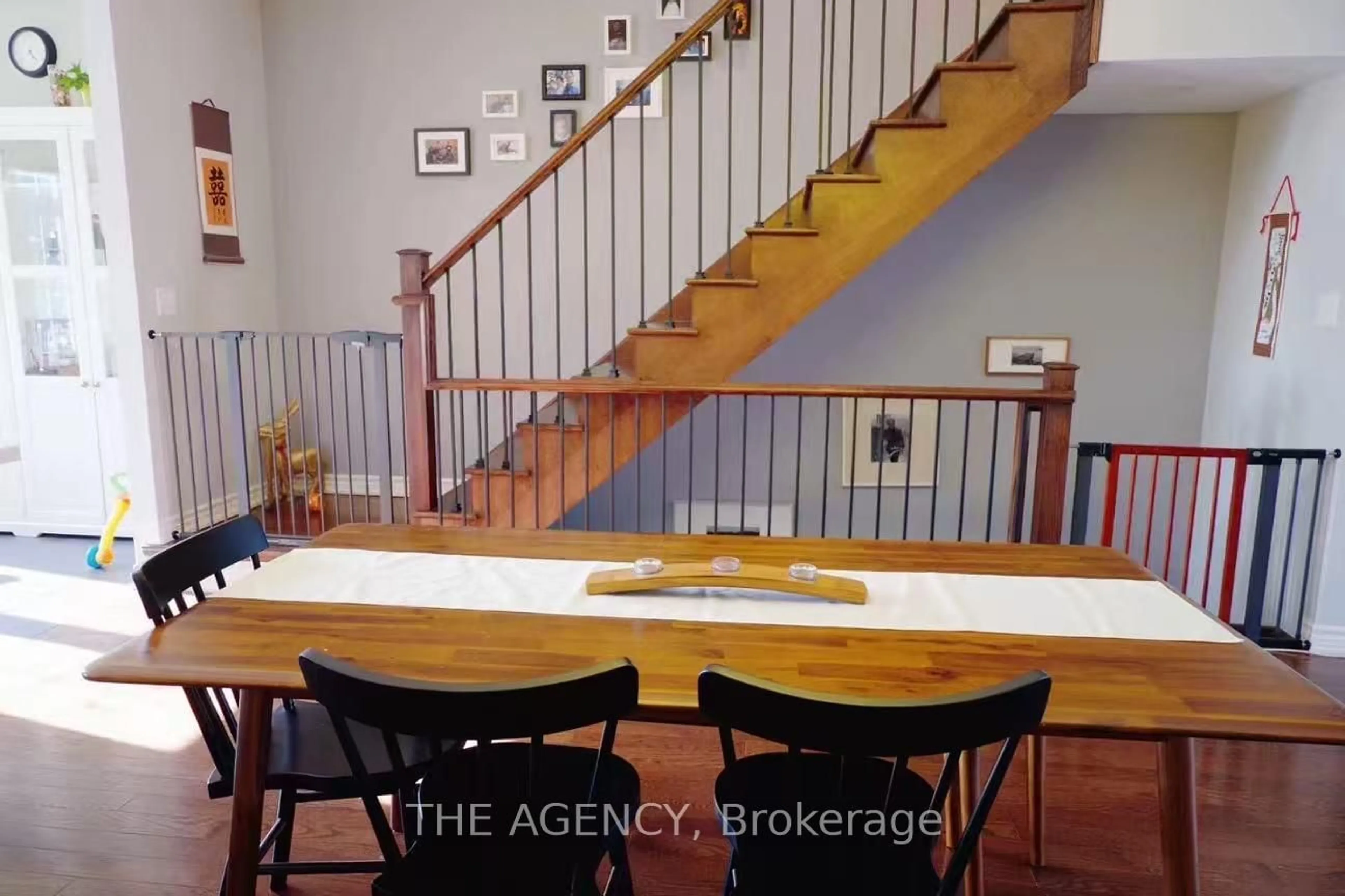 Dining room, unknown for 1127 Haig Blvd #6, Mississauga Ontario L5E 2M6