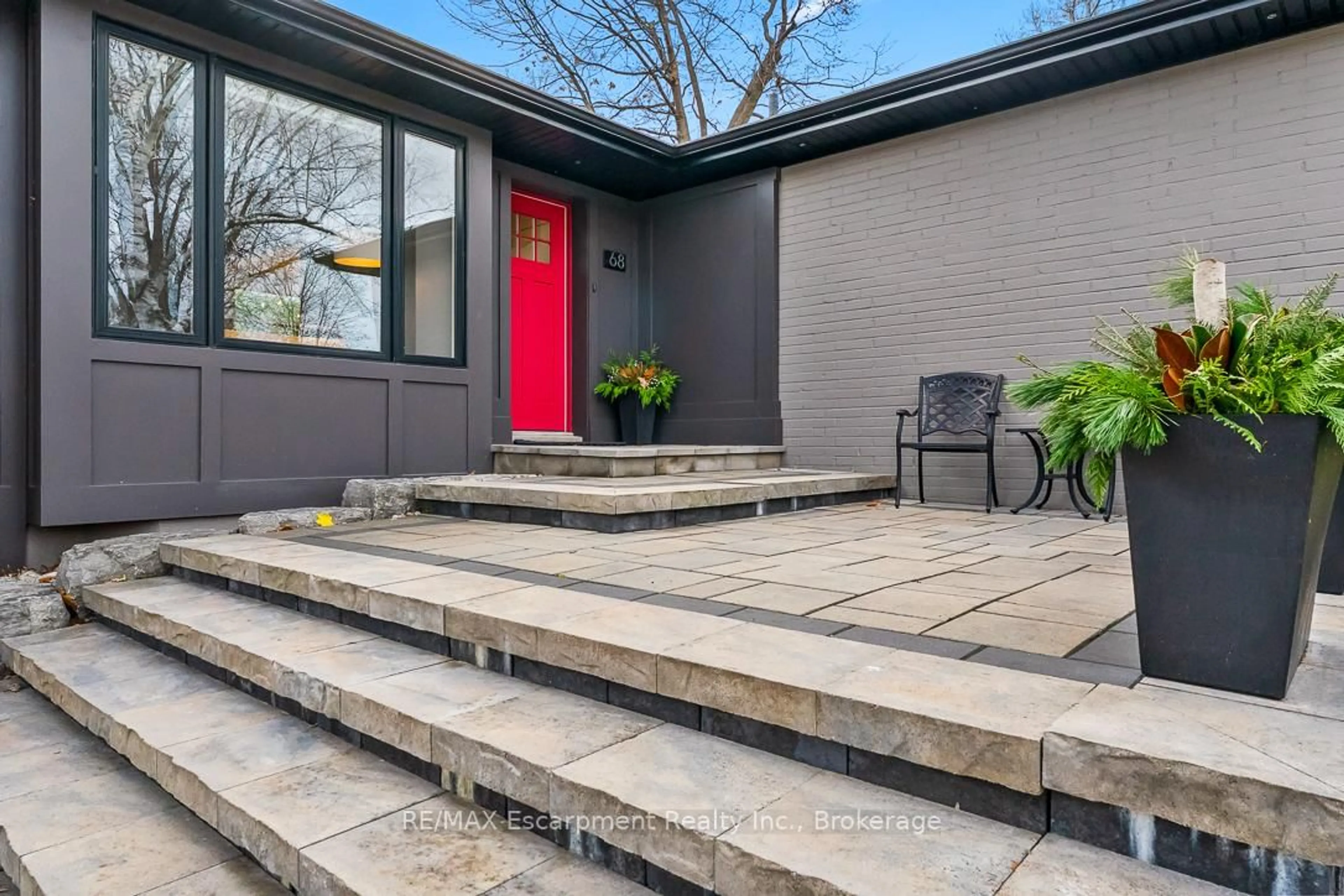 Unknown for 68 Glenmanor Dr, Oakville Ontario L6K 2B4