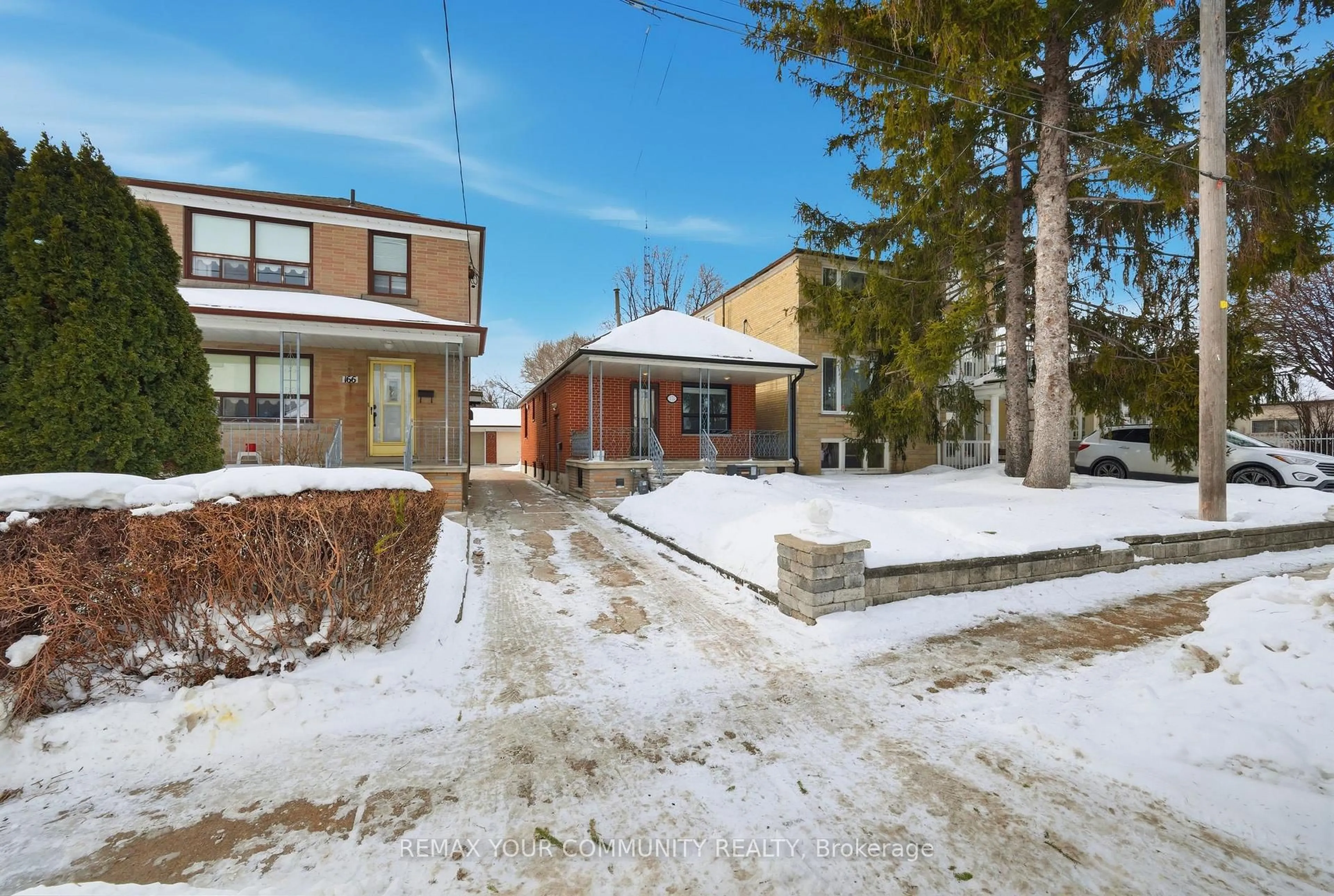 Unknown for 172 Times Rd, Toronto Ontario M6B 3M6