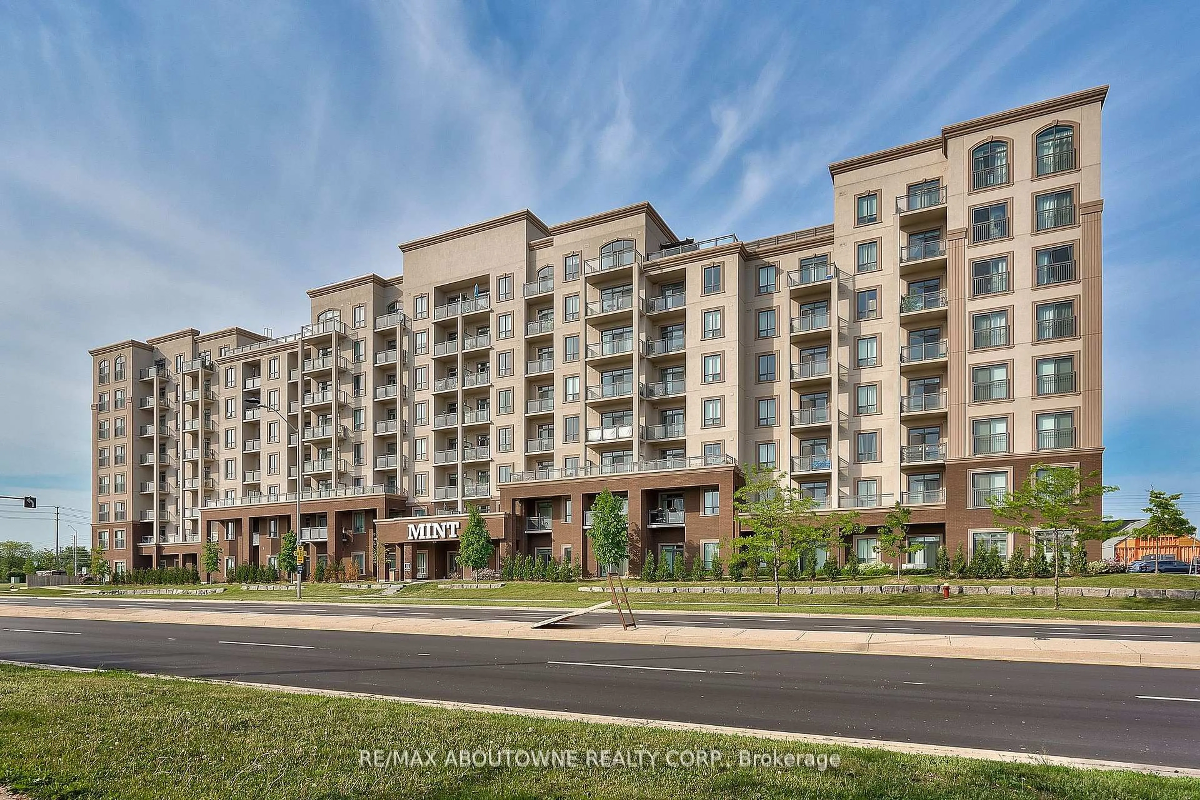 Unknown for 2490 Old Bronte Rd #306, Oakville Ontario L6M 0Y5