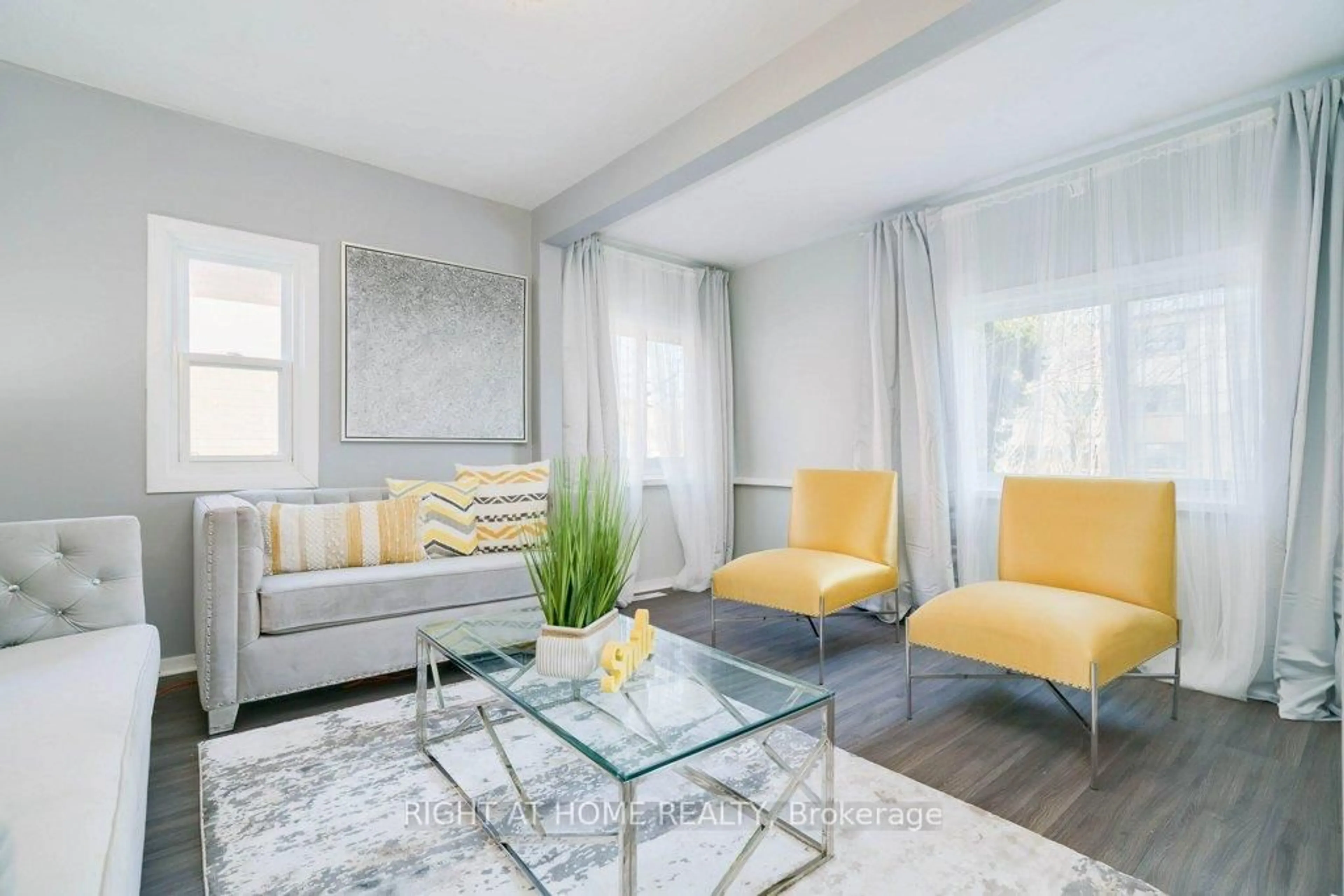 Living room with furniture, unknown for 16 Forty Third St, Toronto Ontario M8W 3P6