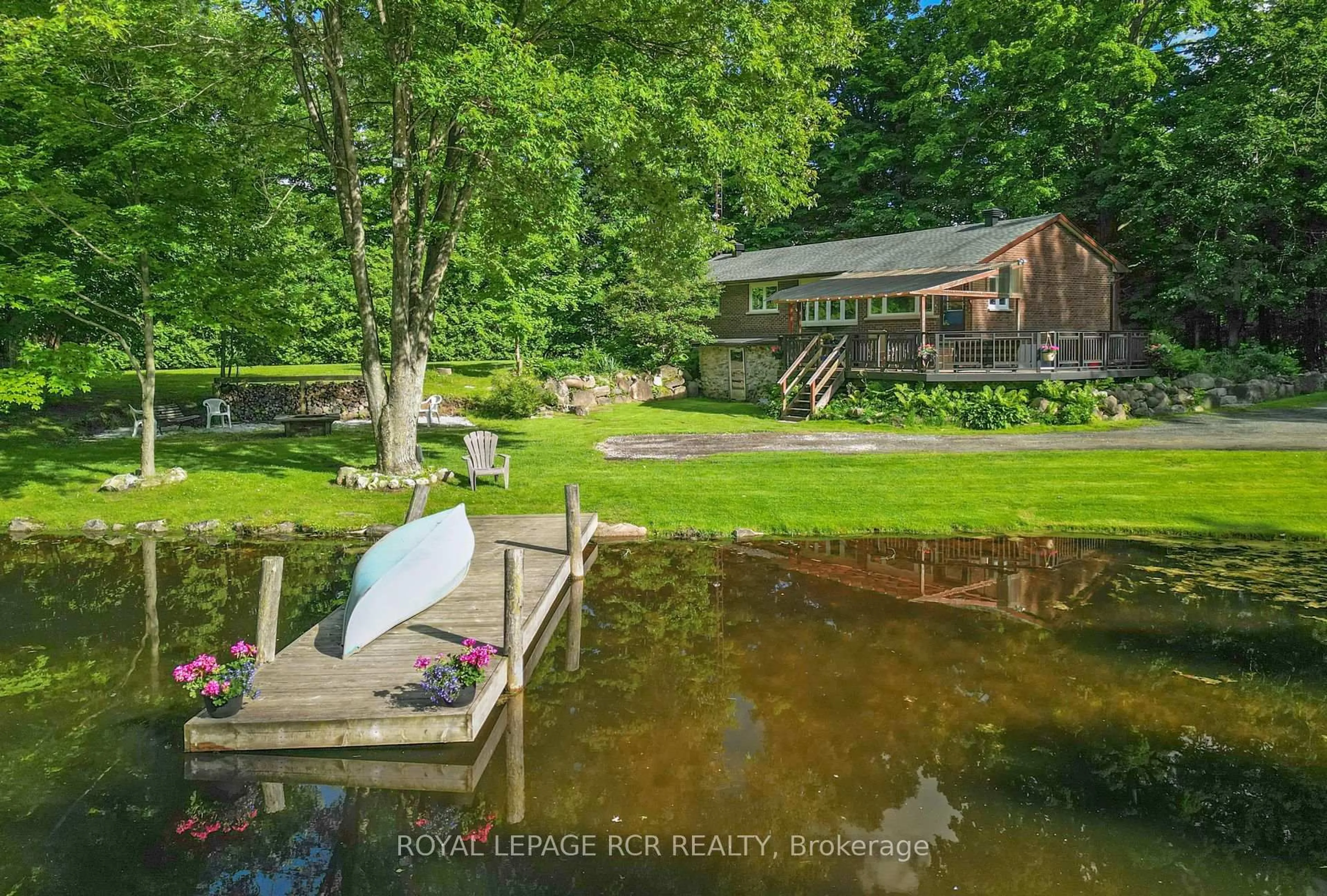 A pic from outside/outdoor area/front of a property/back of a property/a pic from drone, water/lake/river/ocean view for 14007 Fifth Line, Halton Hills Ontario L0P 1H0